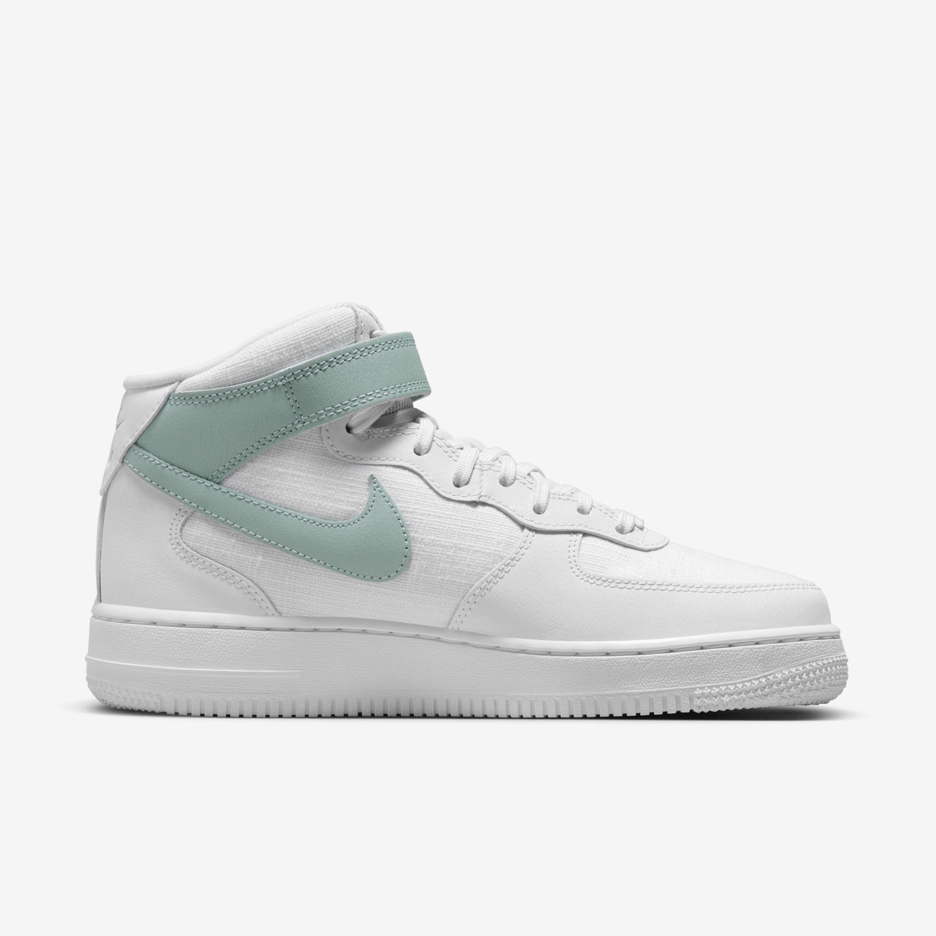Nike Air Force 1 '07 Mid image number 2