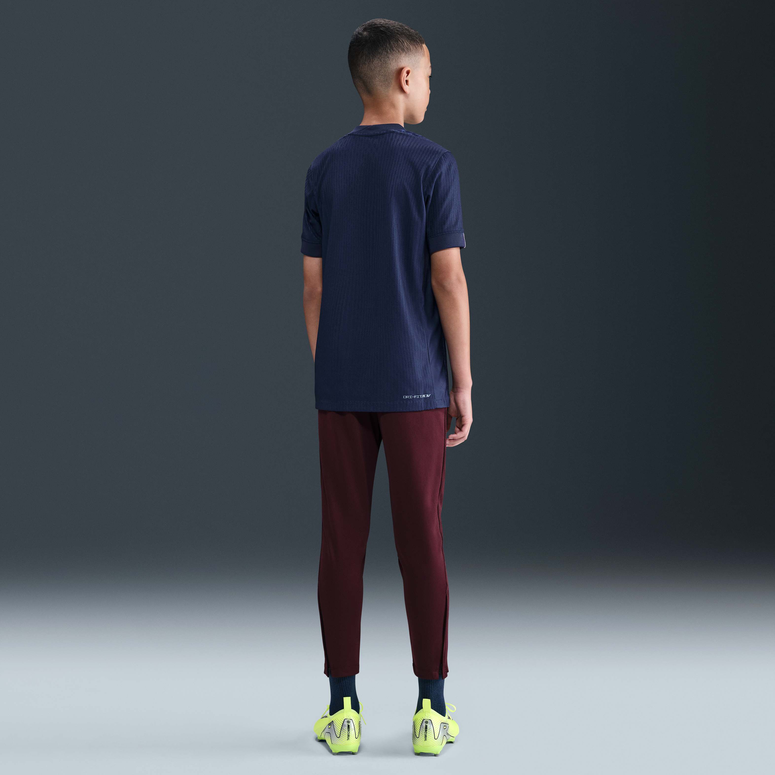 باريس سان جيرمان 26/2025 ماتش الأساسي image number 4