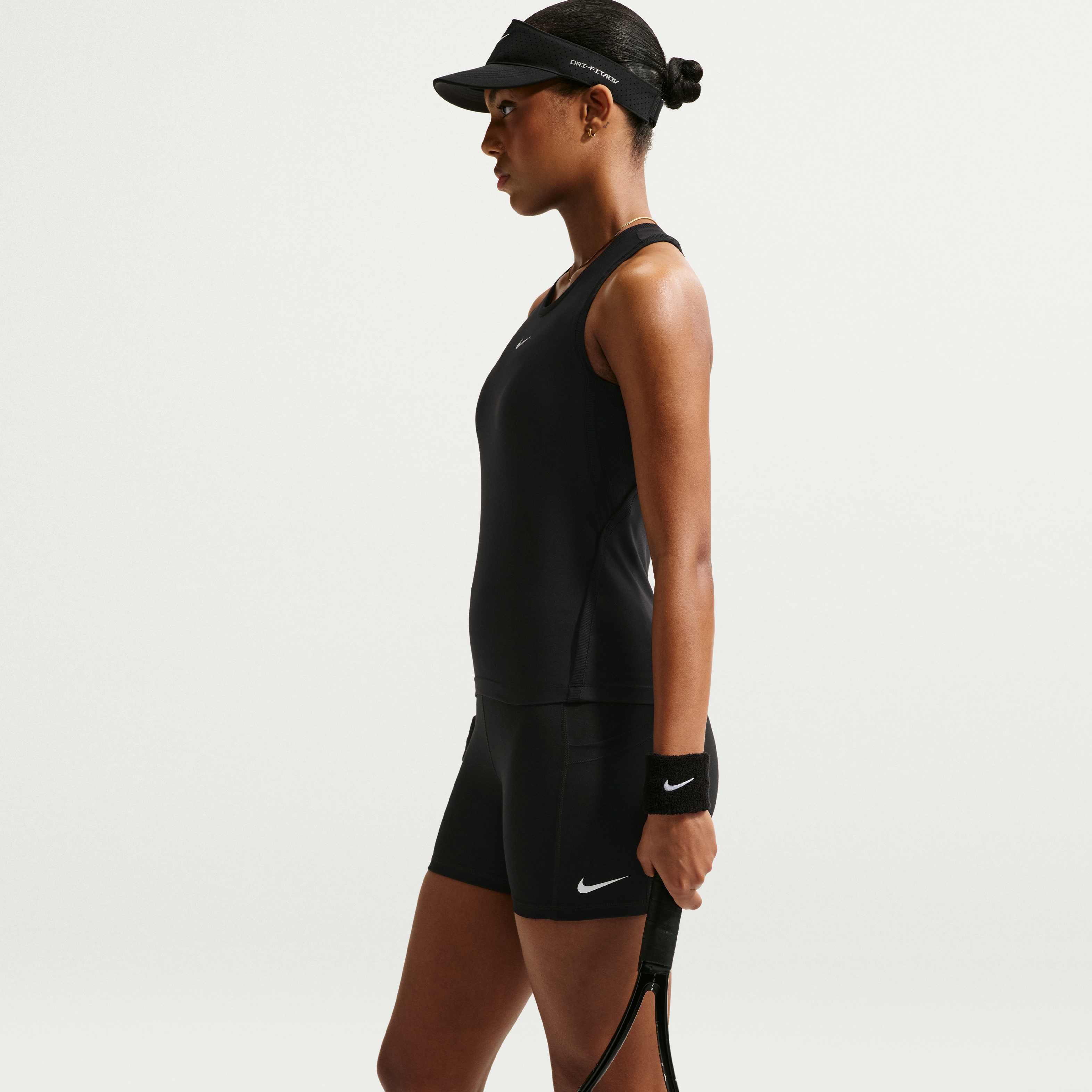 NikeCourt image number 3