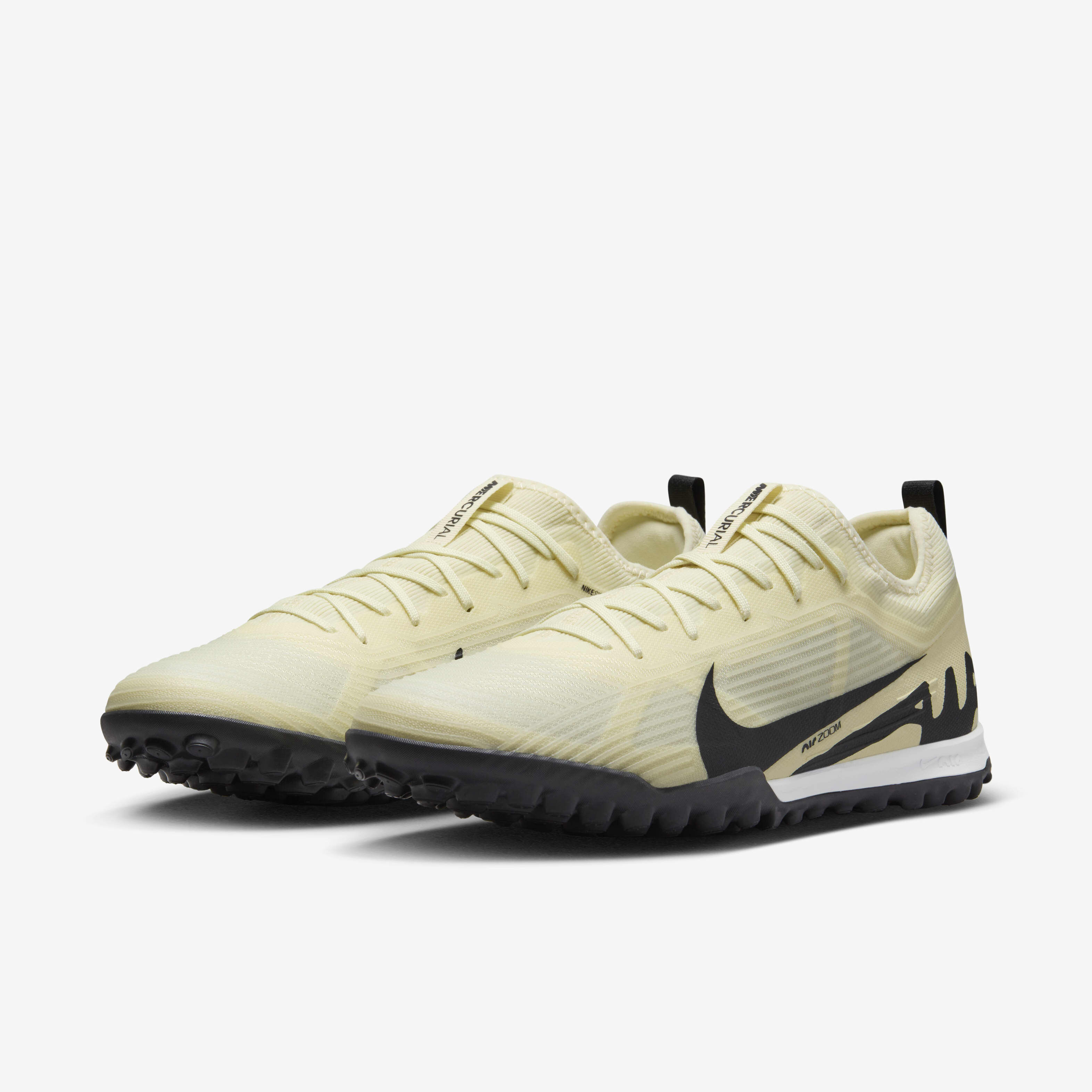 Mercurial vapor xii pro turf outlet