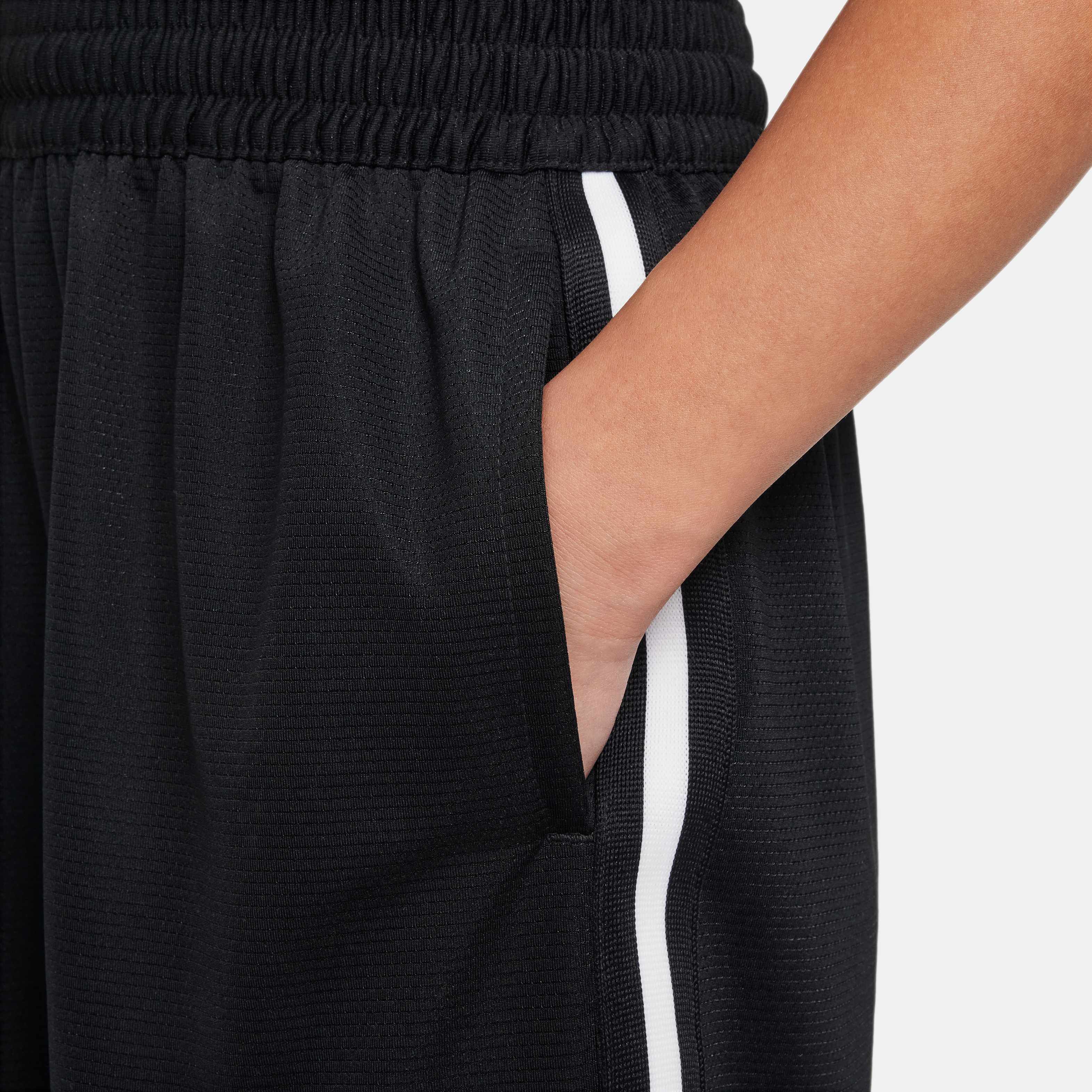 نايكي دراي-فت دي ان ايه image number 4