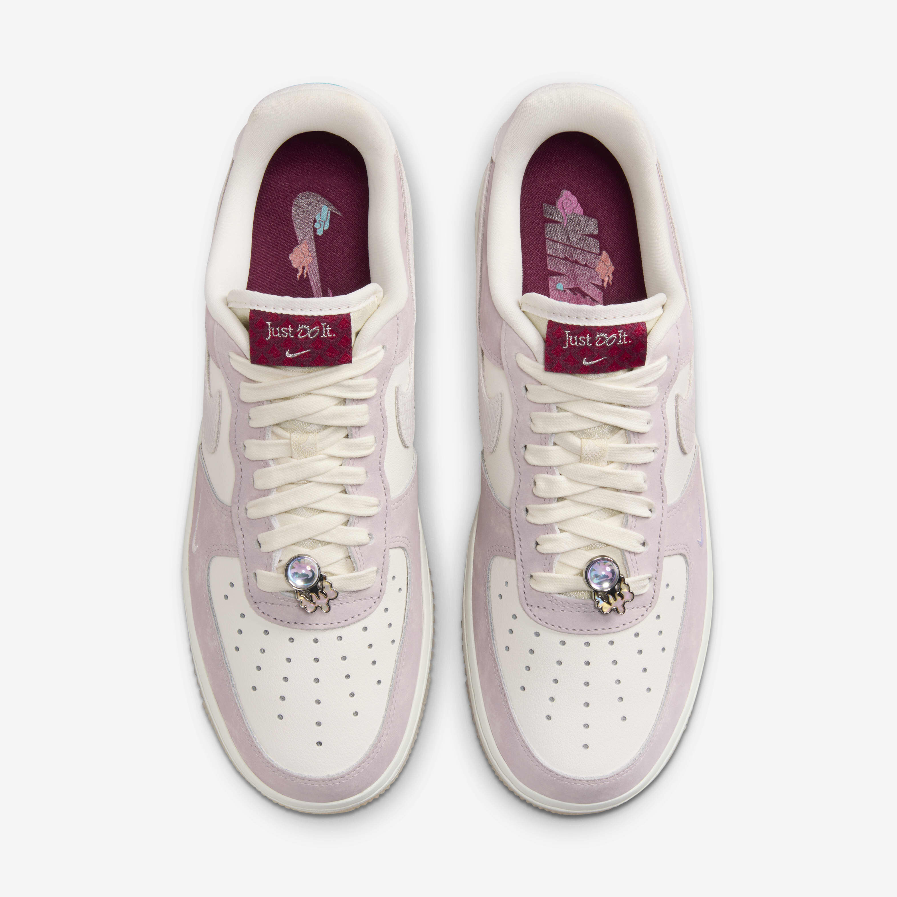 Nike air force 1 7 lx hotsell
