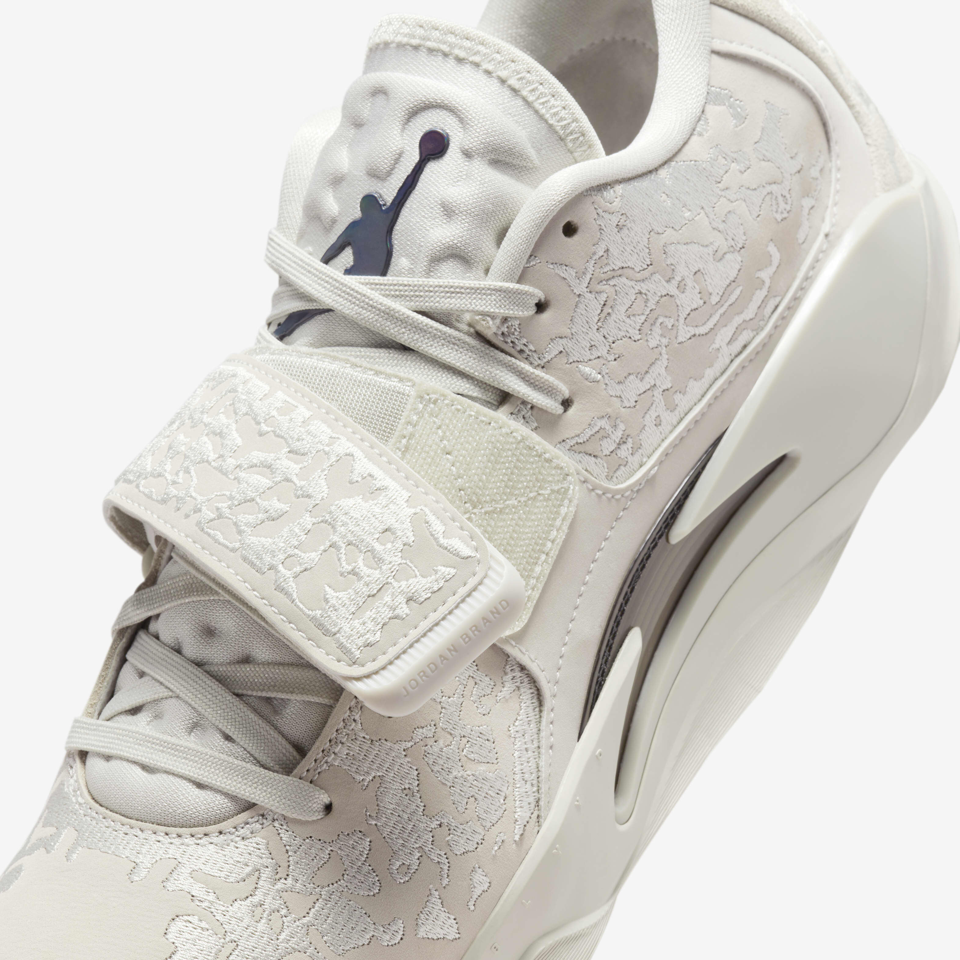 Zion 3 M.U.D. 'Light Bone' SE image number 6