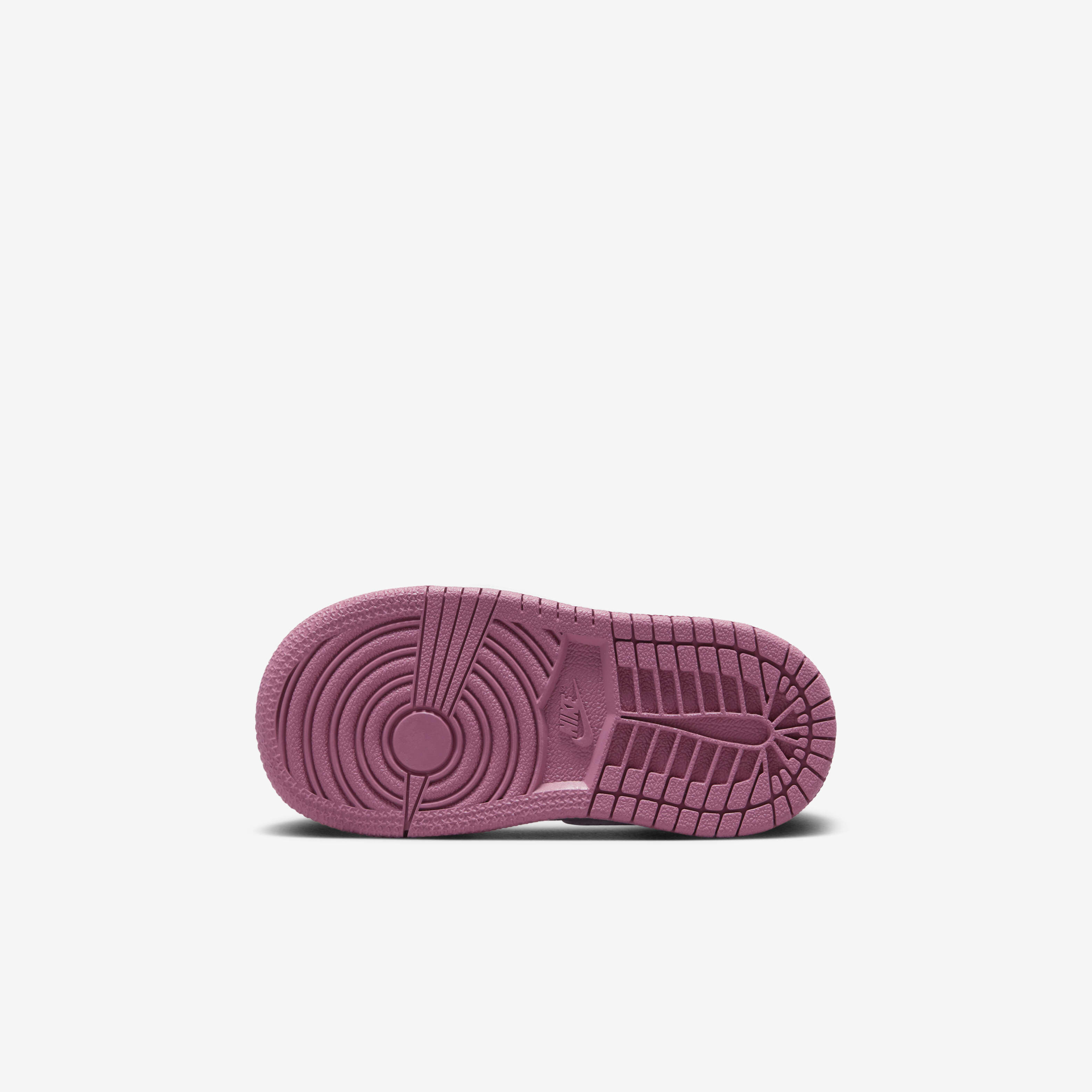 جوردن 1 ميد image number 1