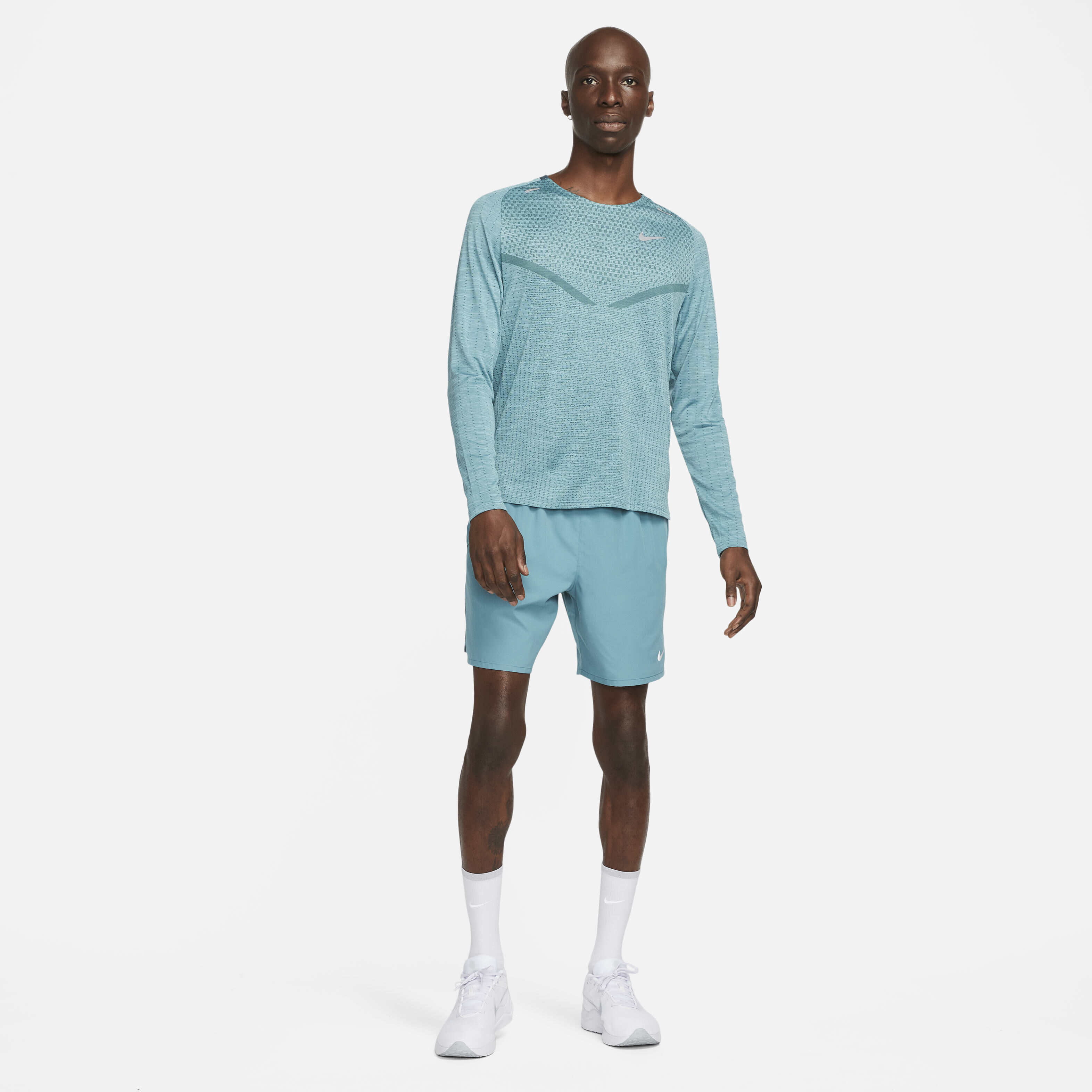 نايكي دراي-فت اي دي في تك-نت الترا image number 5