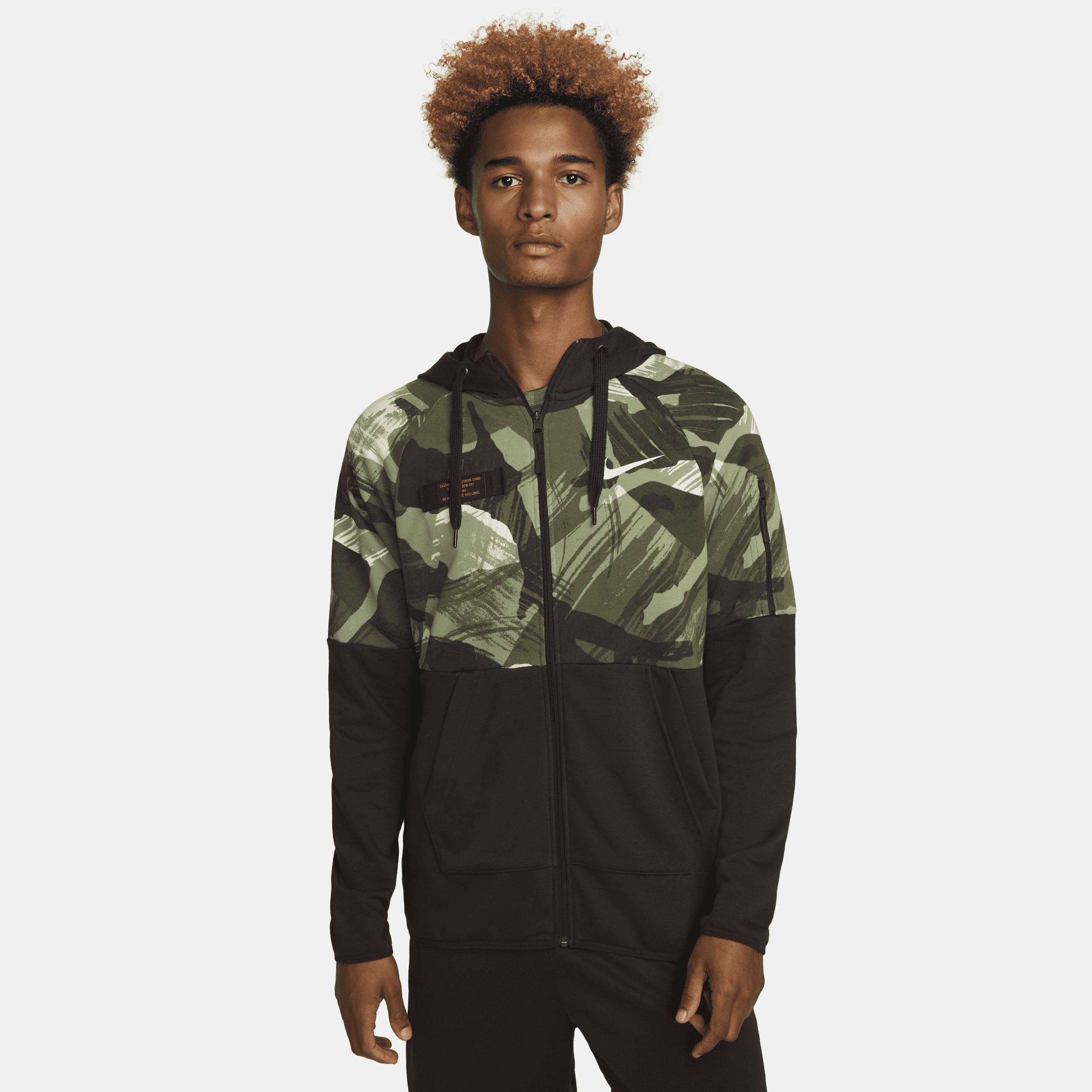 Nike air 2025 camo hoodie