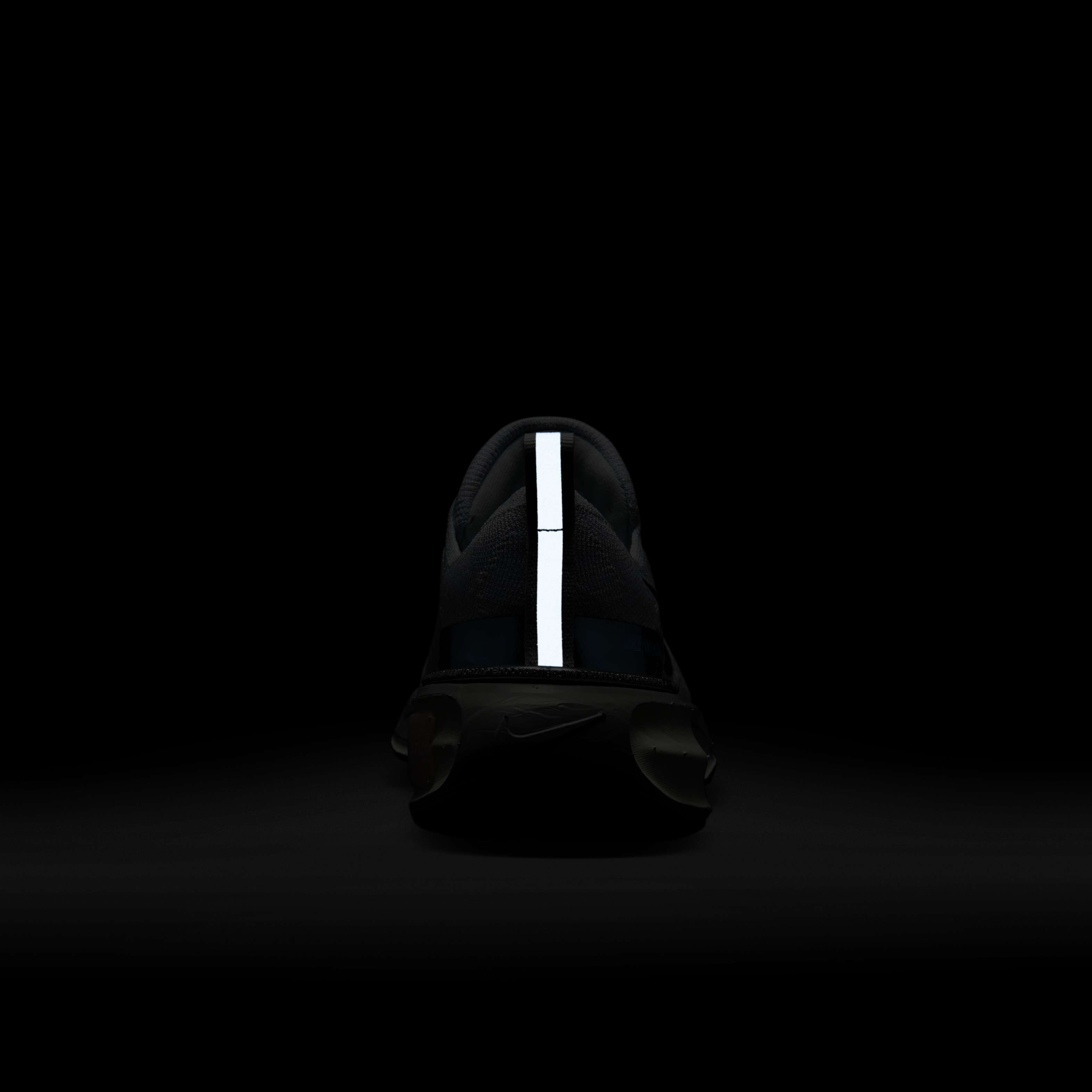 نايكي انفنسيبل 3 image number 8