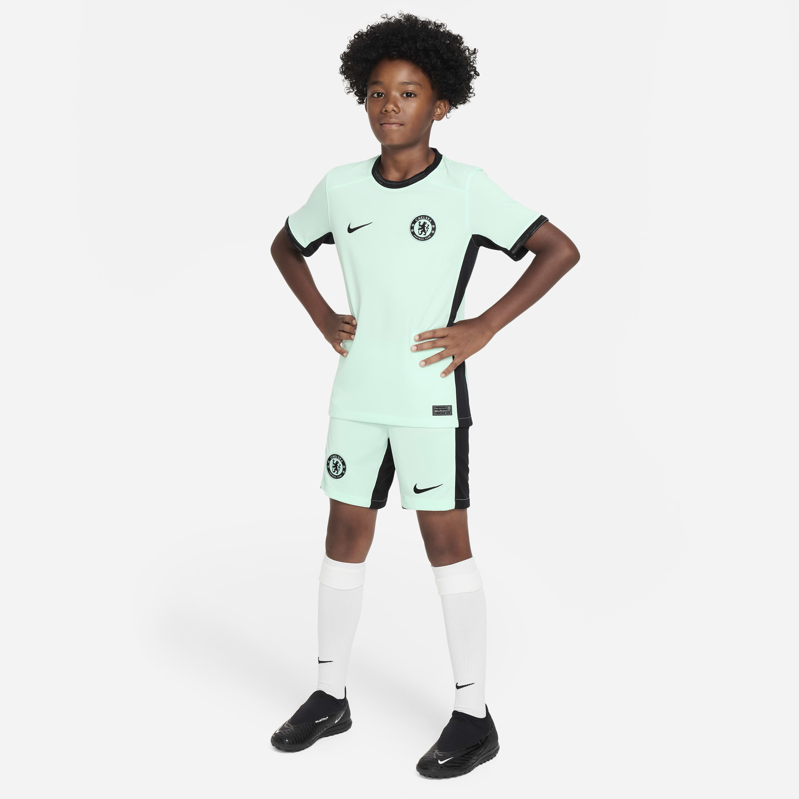 Chelsea F.C. 2023/24 Stadium Third image number 4