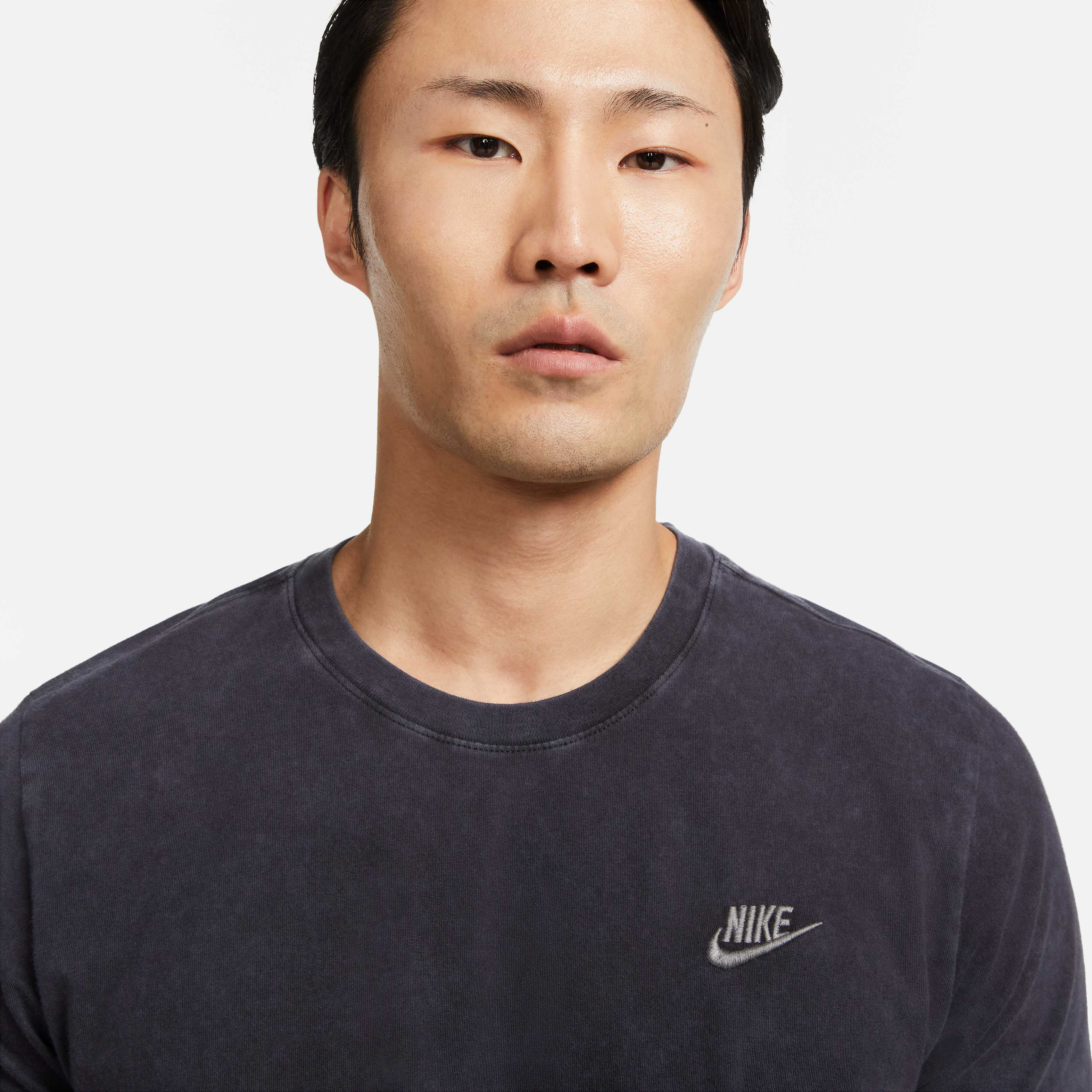 Nike Sportswear image number 2