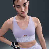 Nike Pro Indy Plunge