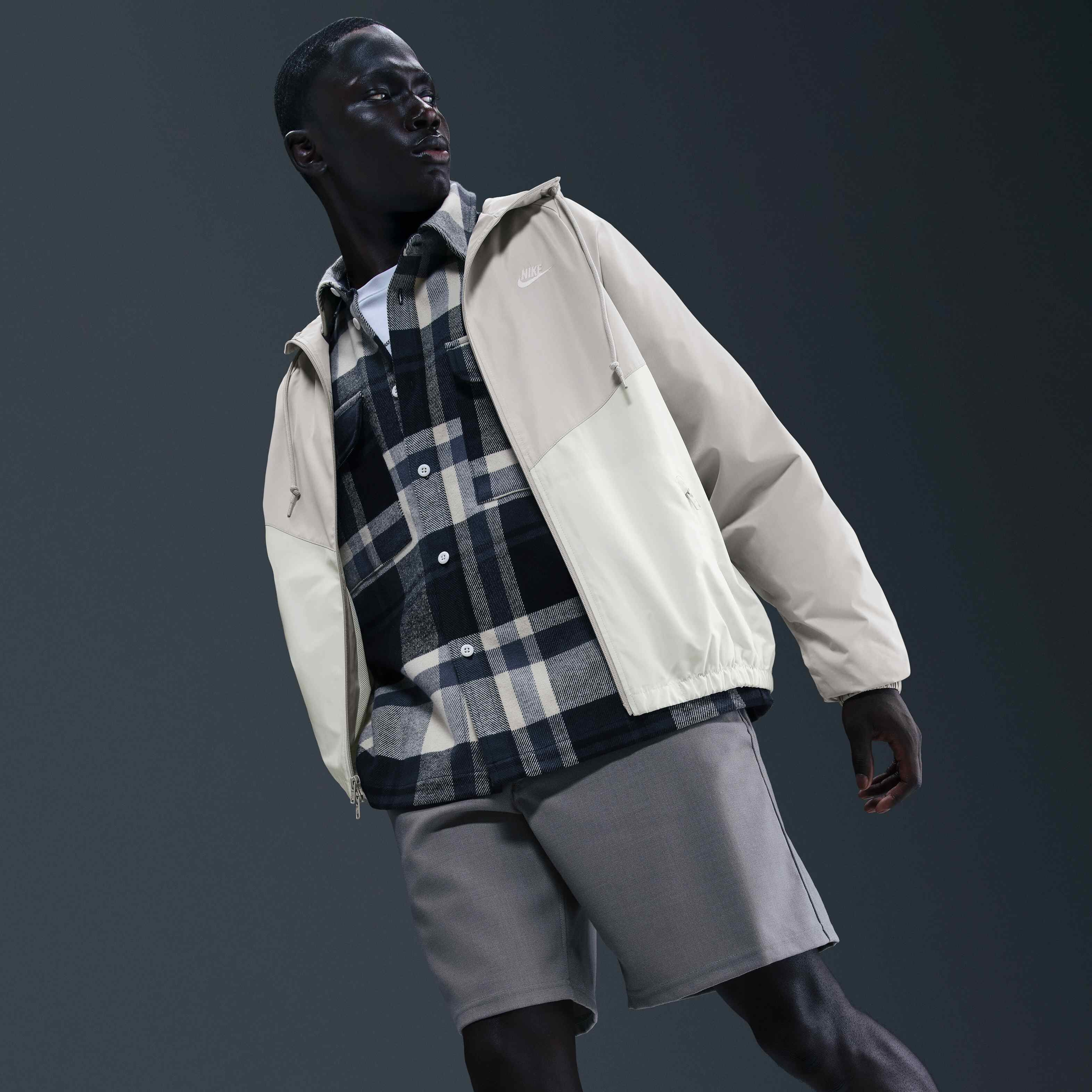 Nike Windrunner image number 2