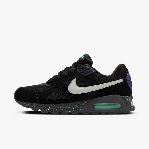 Air Max IVO Shoes