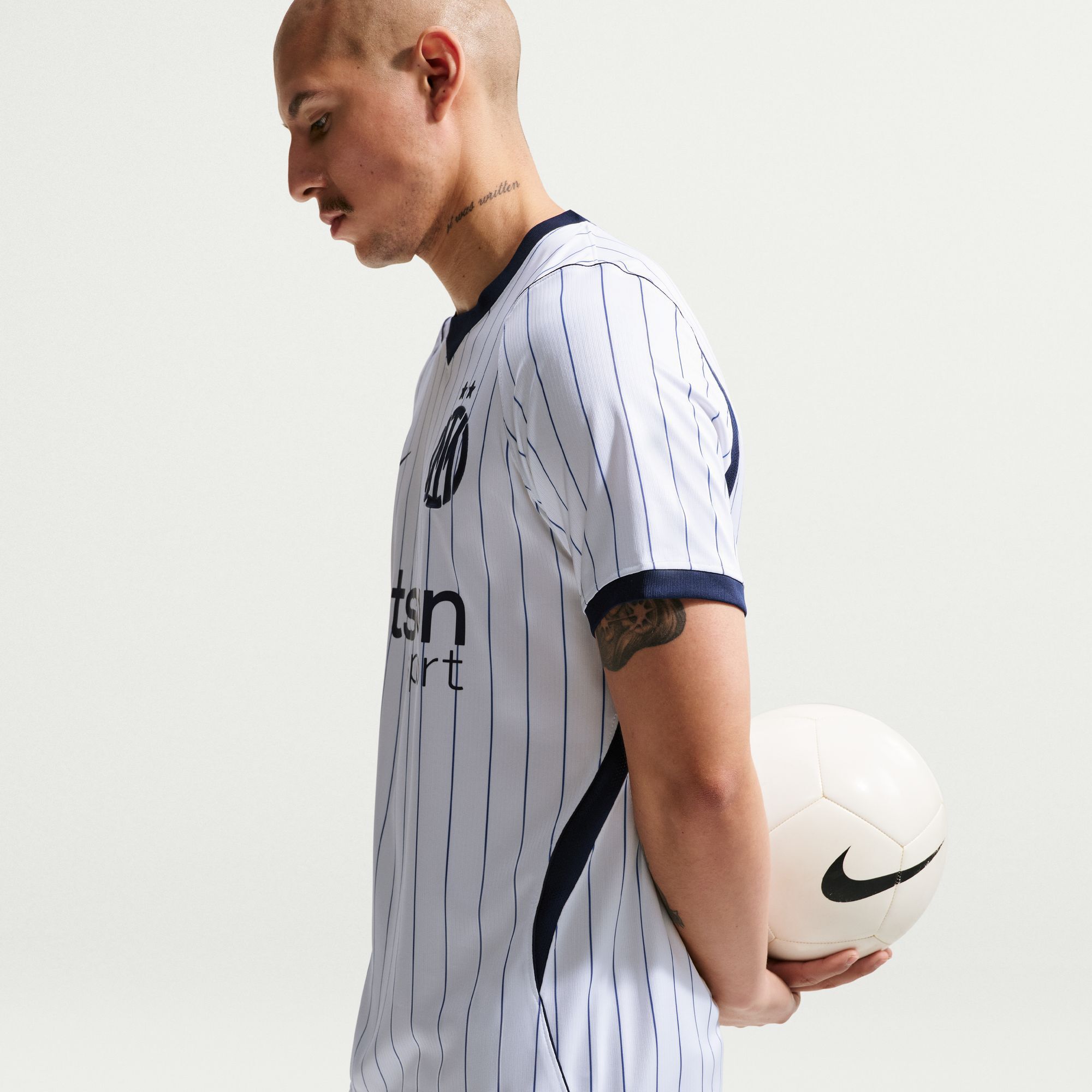 Inter Milan 2026/27 Stadium Away image number 6