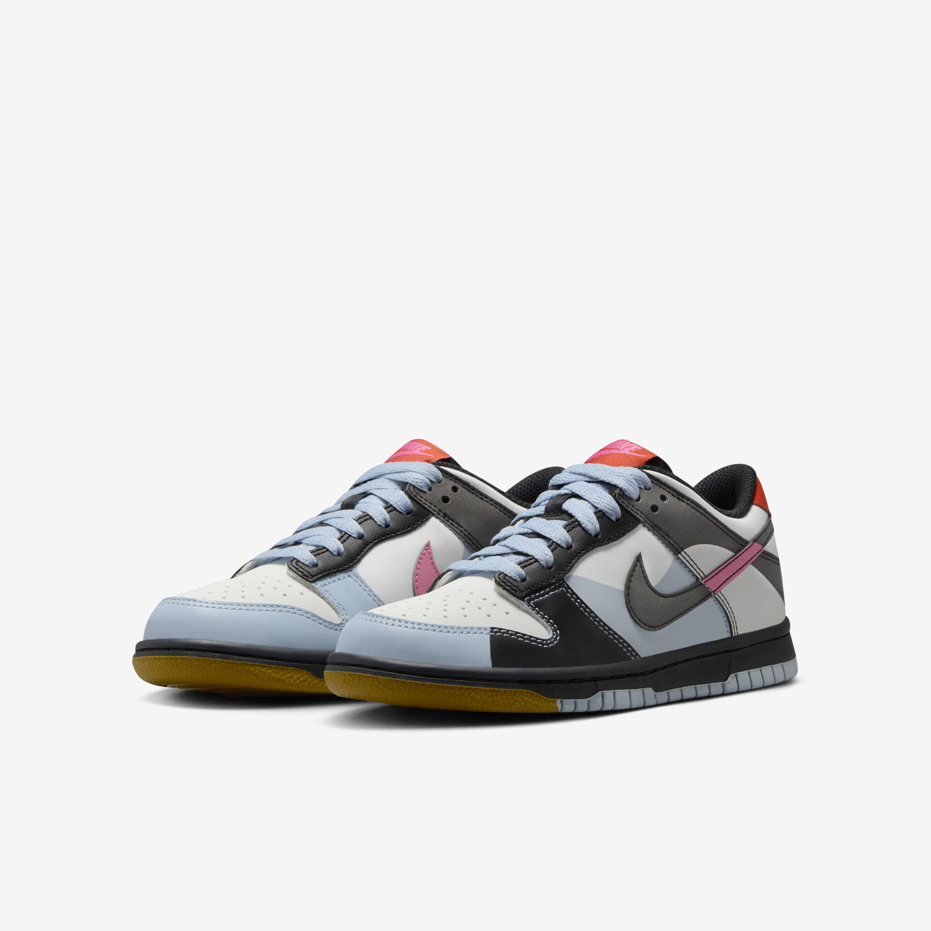 Nike Dunk Low SE image number 4
