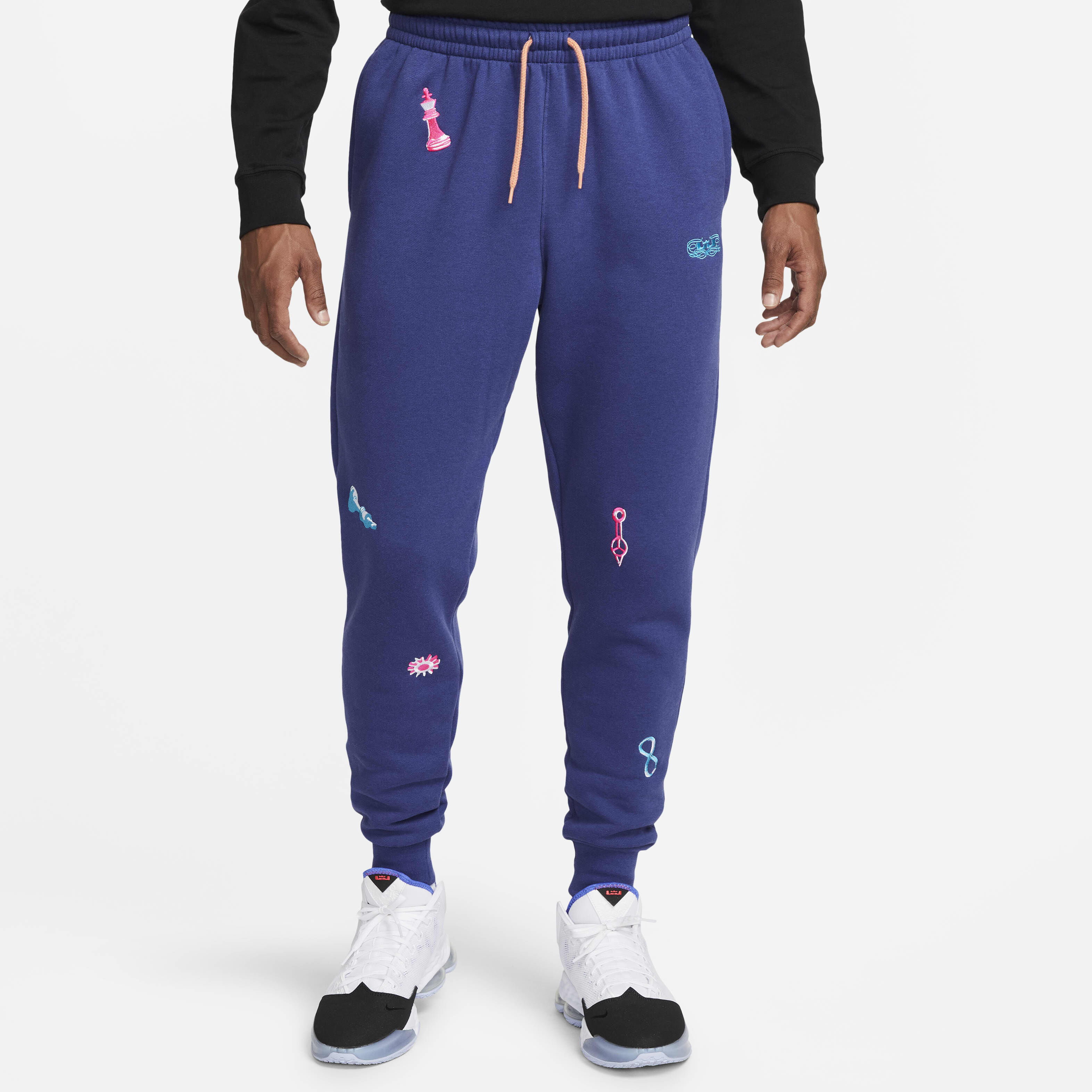 Nike lebron sweatpants 2025