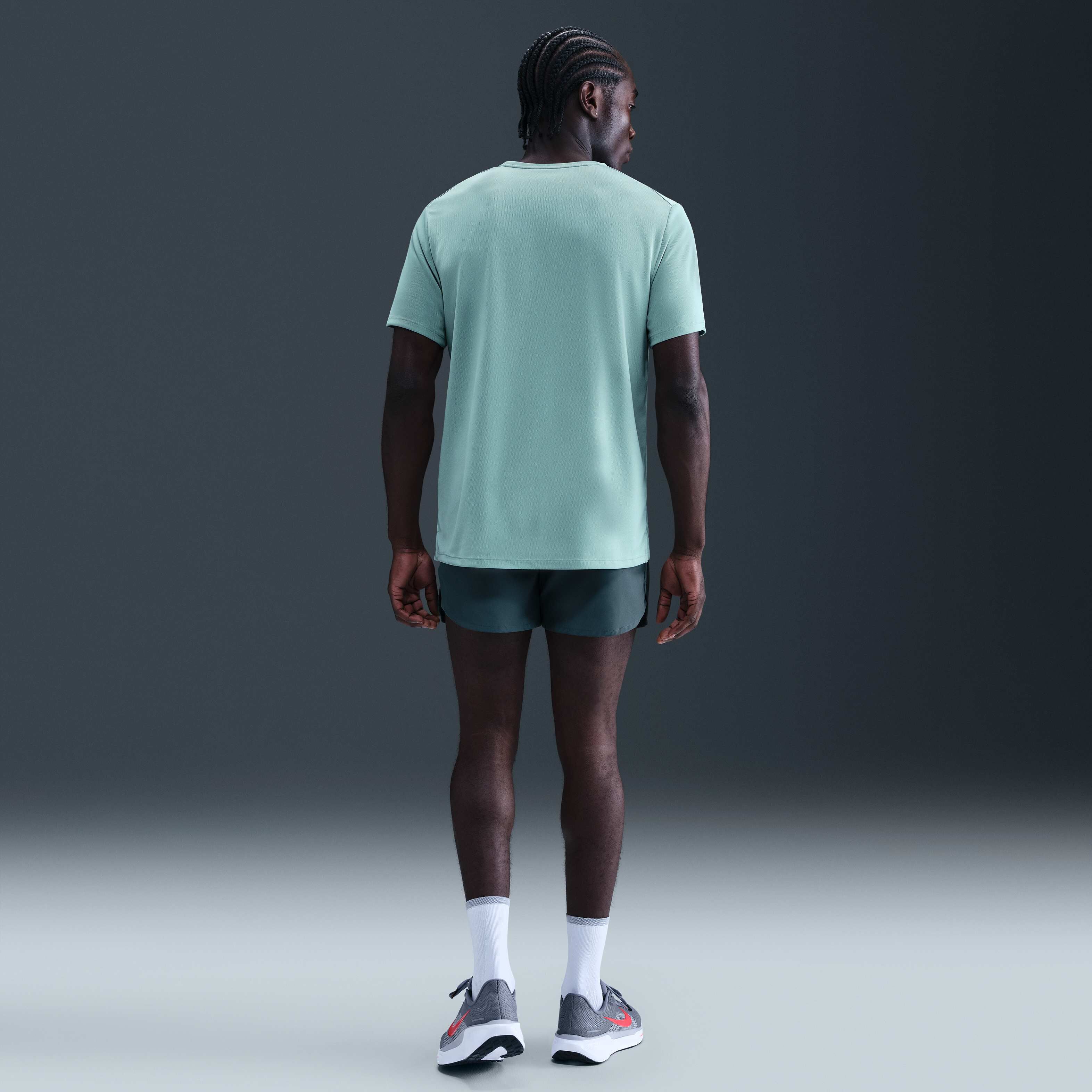 Nike Miler image number 4