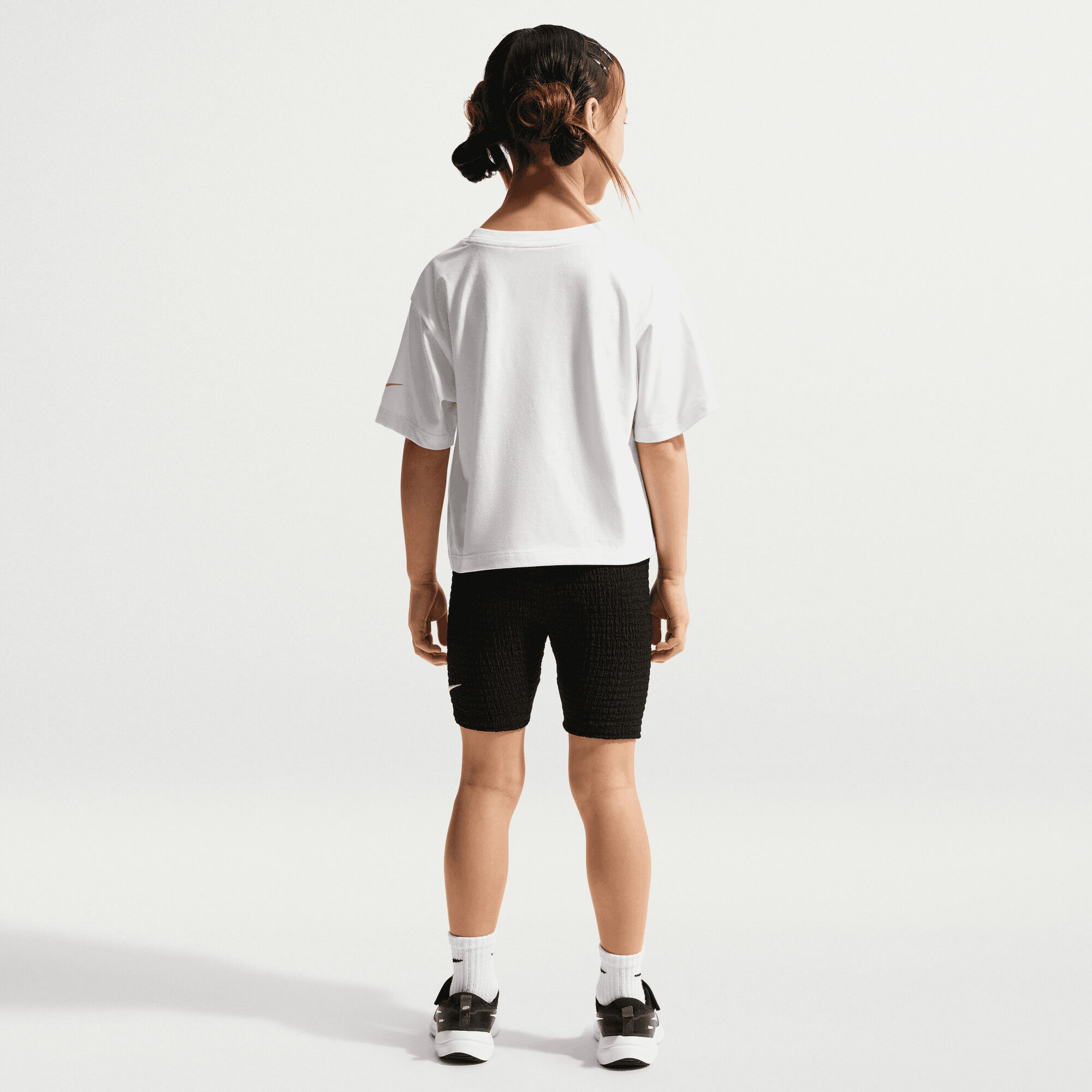 Nike Bold Play image number 1