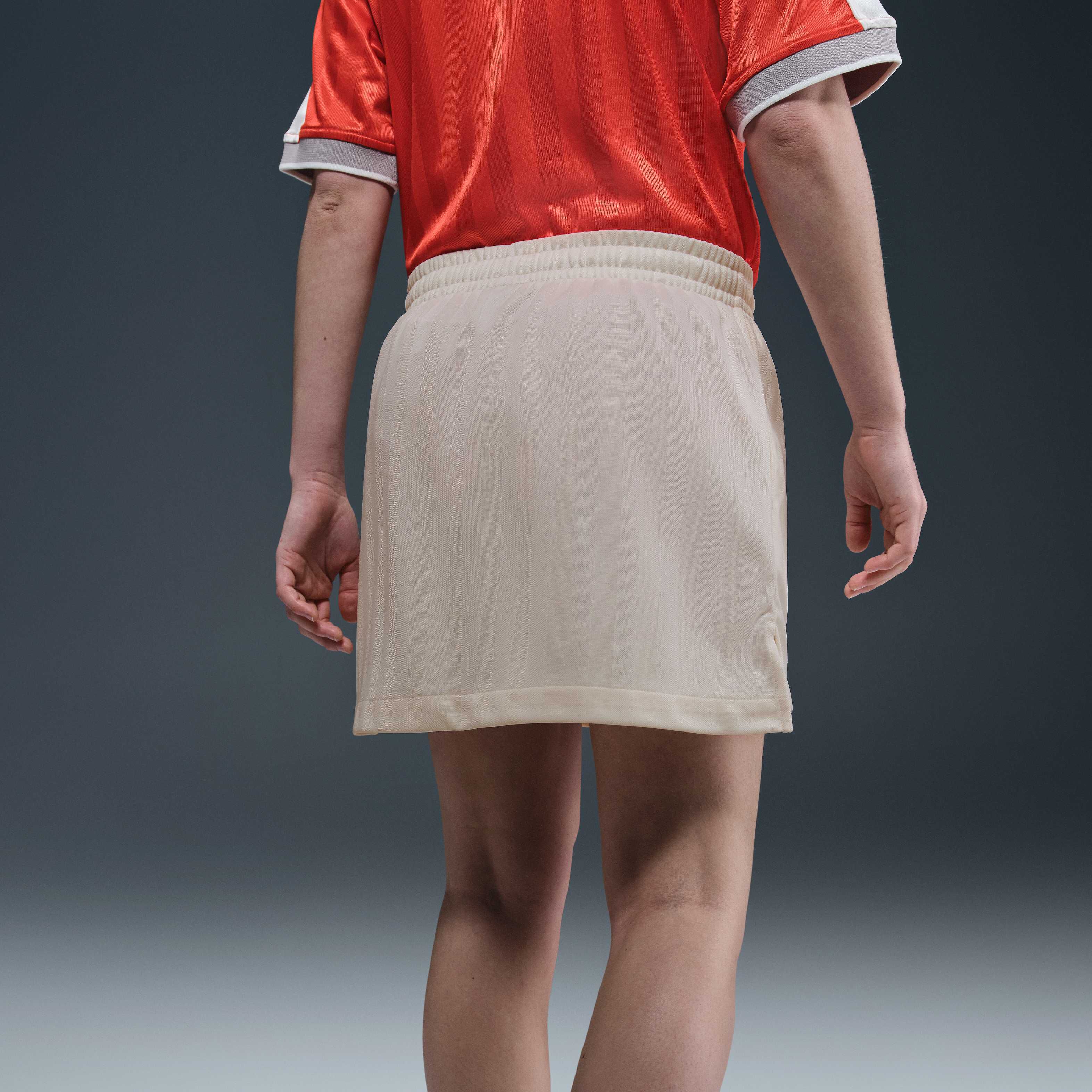 Nike Sportswear image number 2