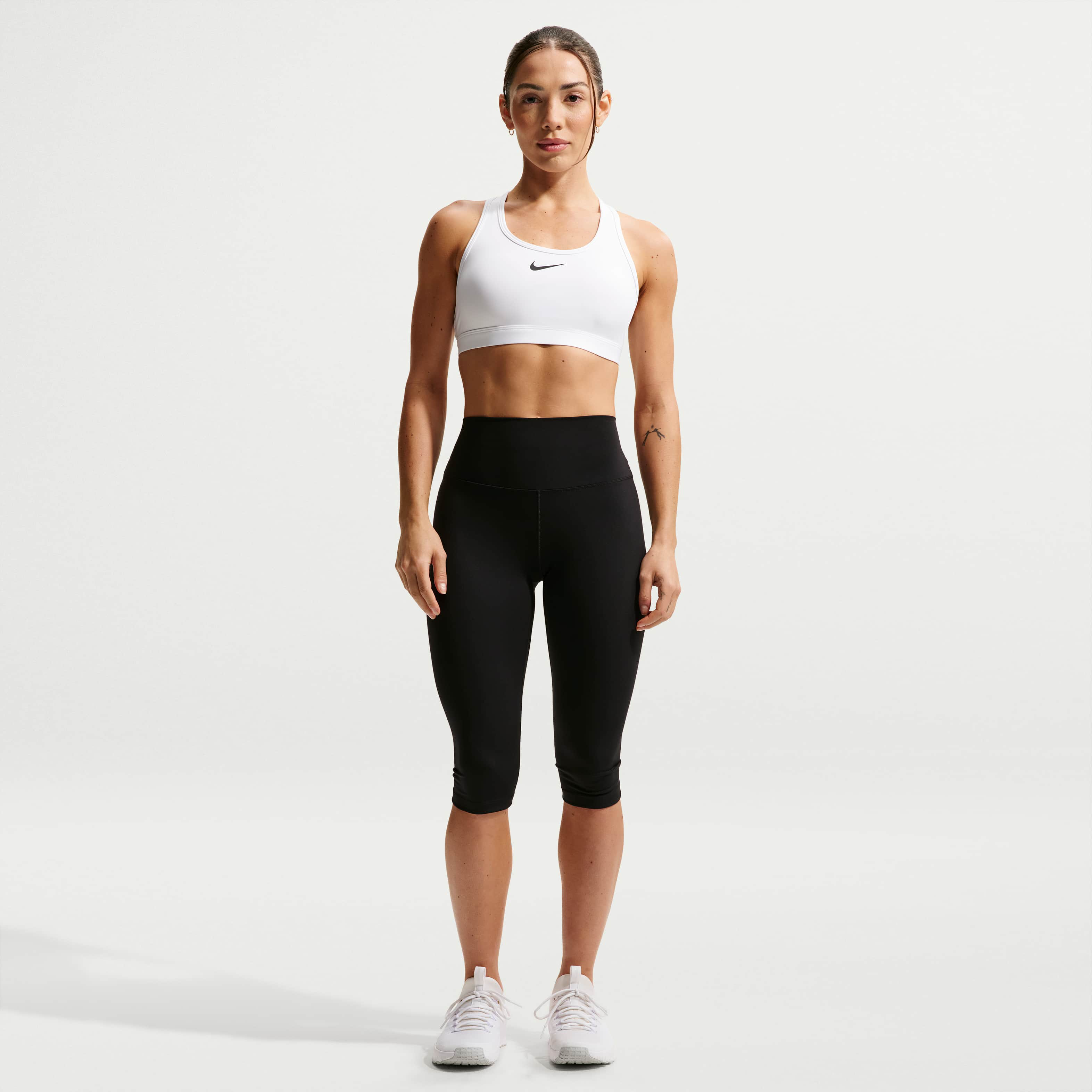 نايكي سووش بدعم متوسط image number 3