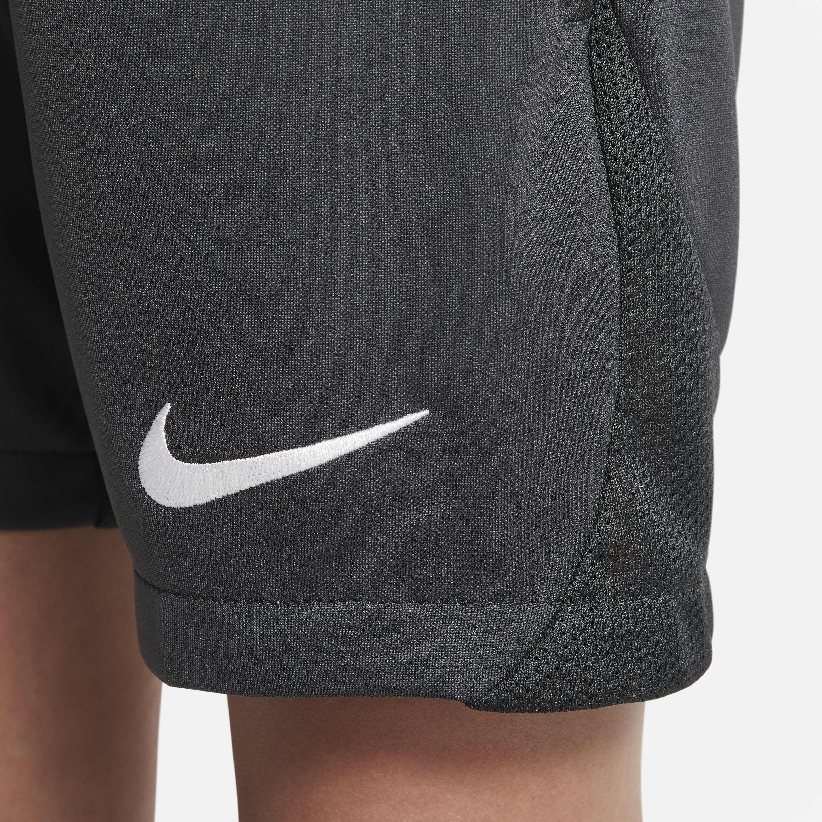 Liverpool F.C. Academy Pro image number 5