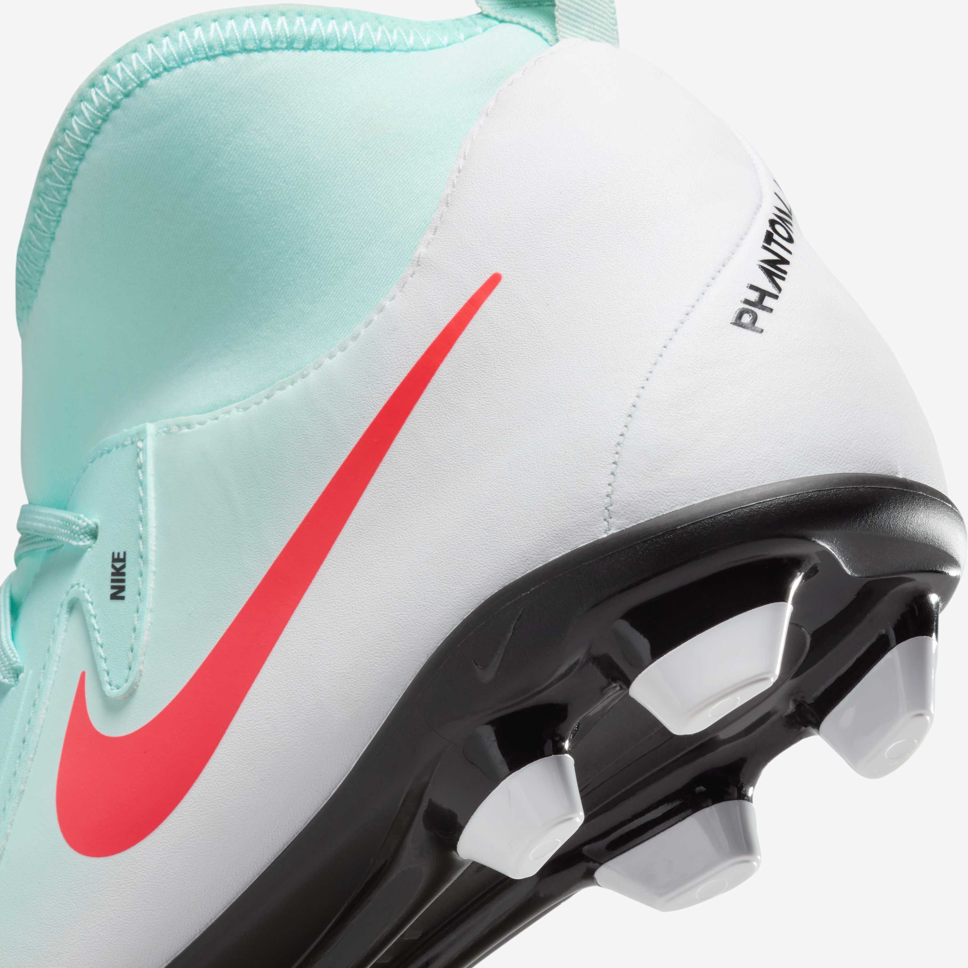 Nike Phantom Luna 2 Club image number 8