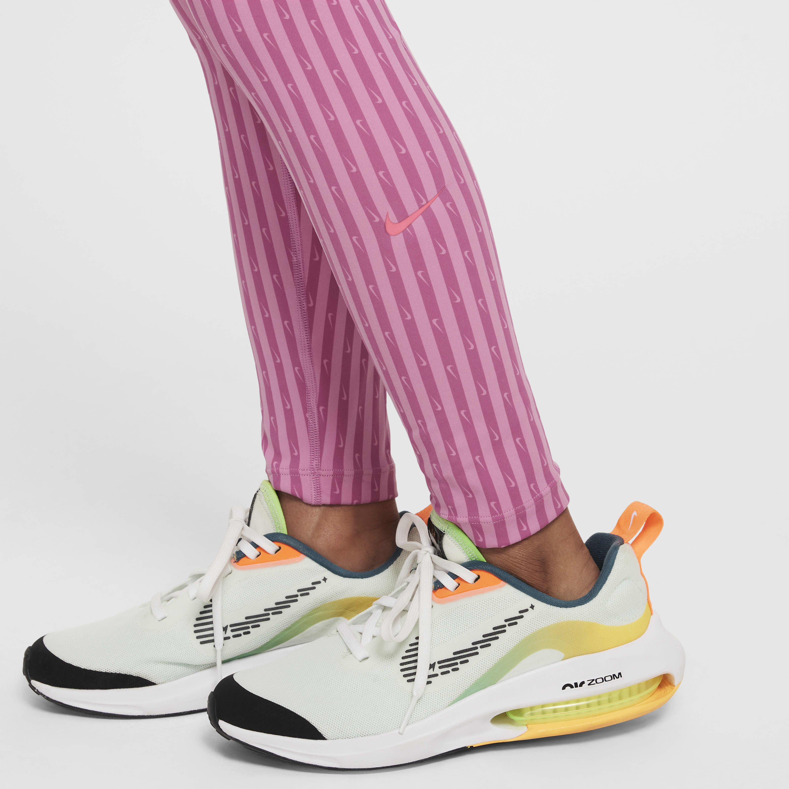 Nike One image number 3