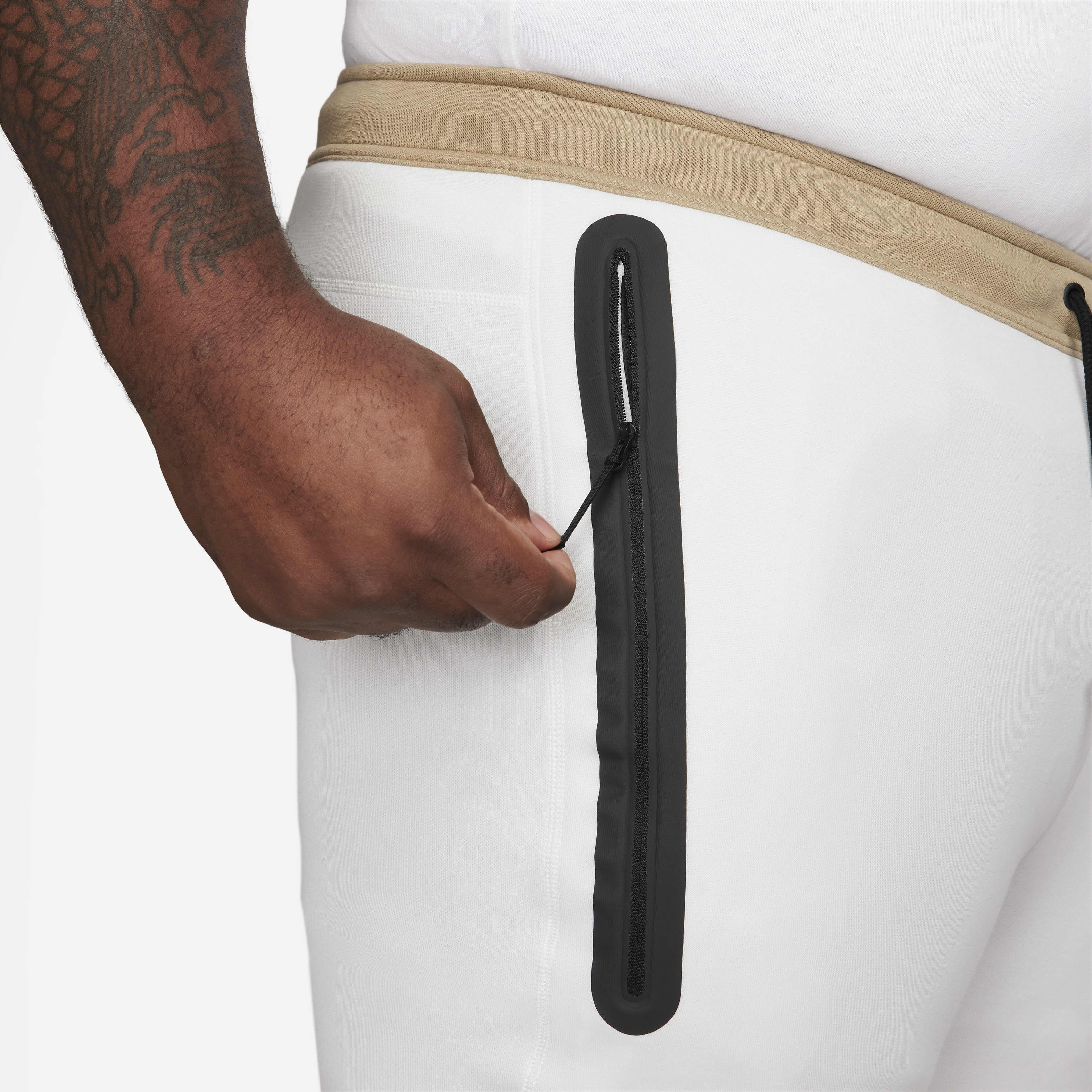 Nike Sportswear Tech Fleece image number 15