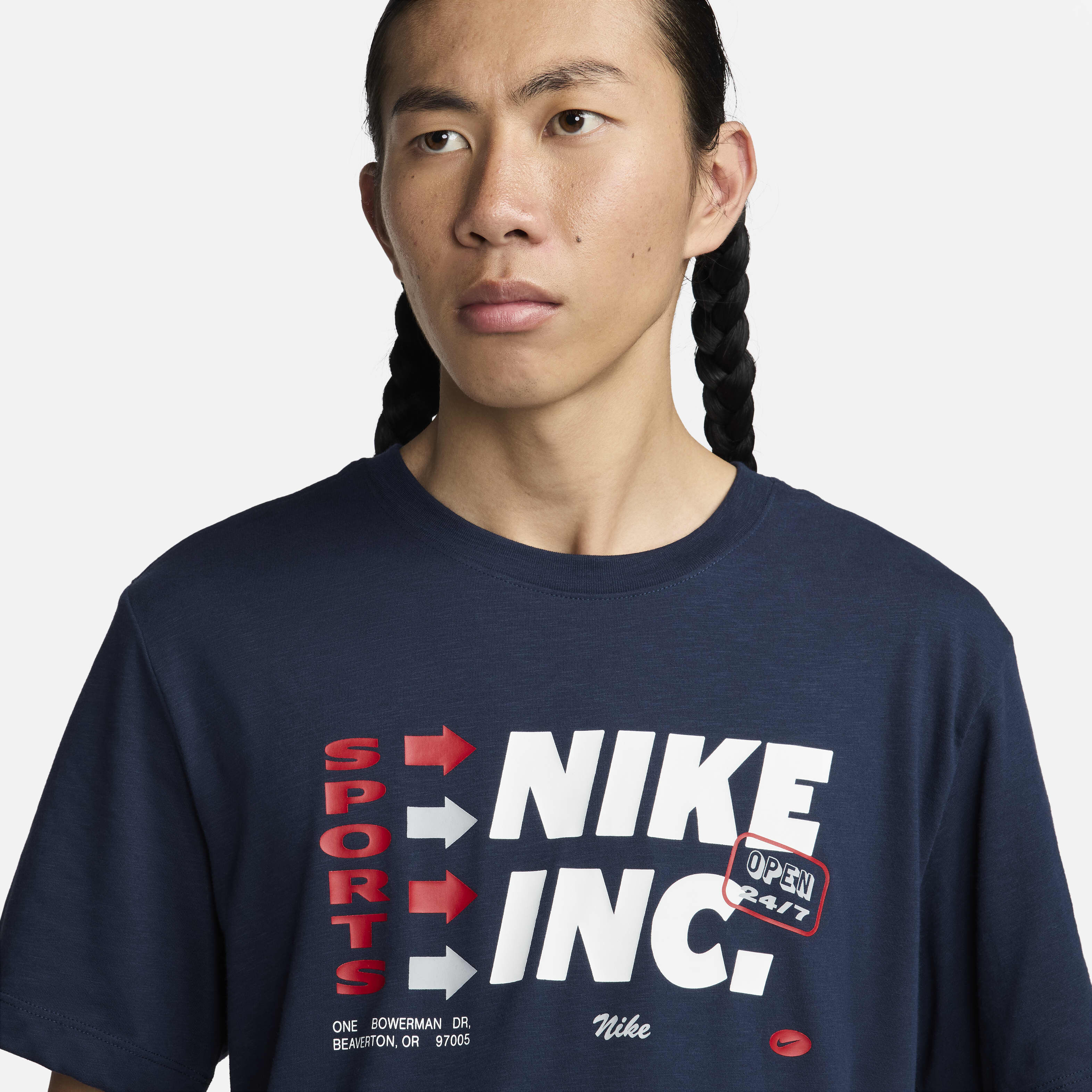 Nike image number 2