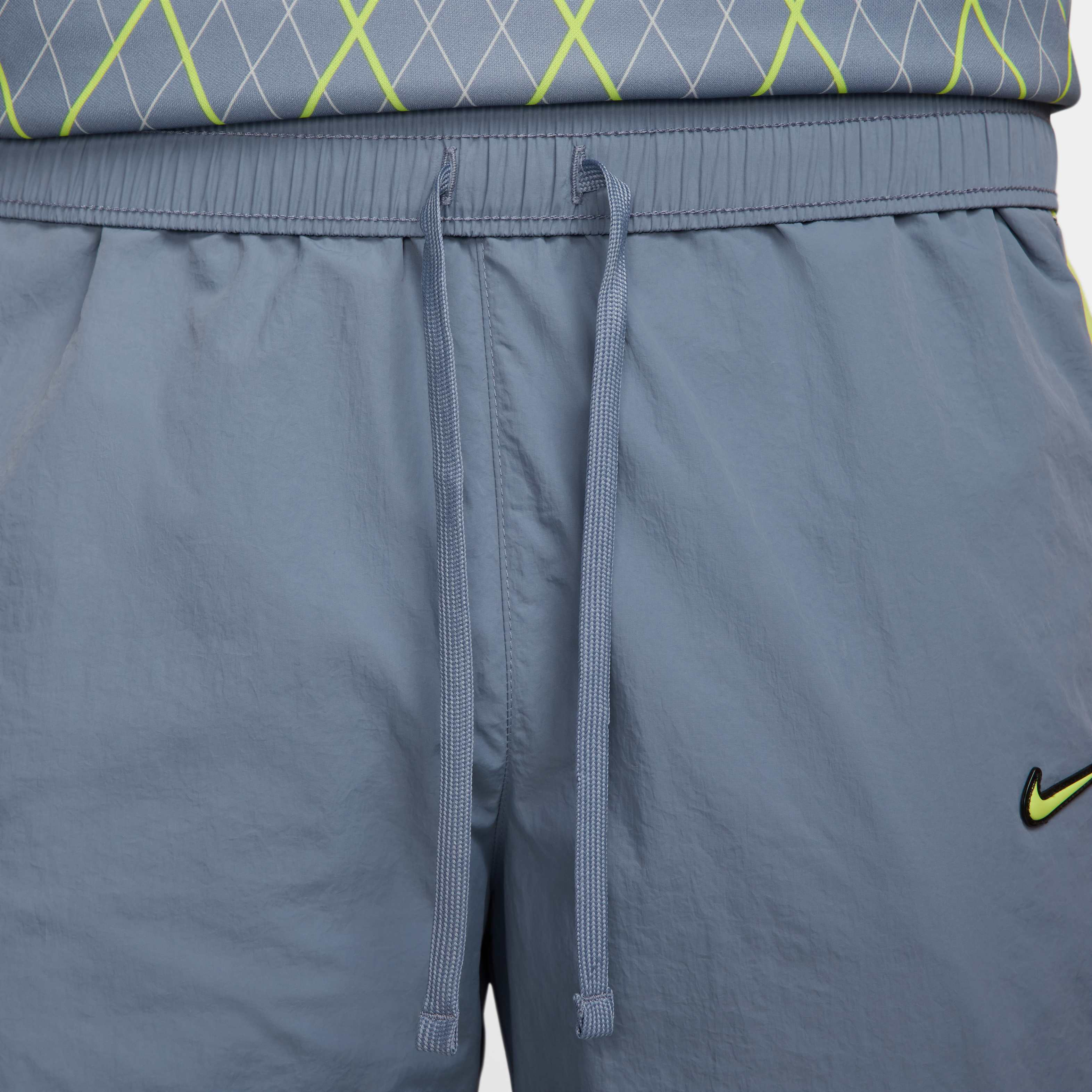 Nike Sportswear image number 2