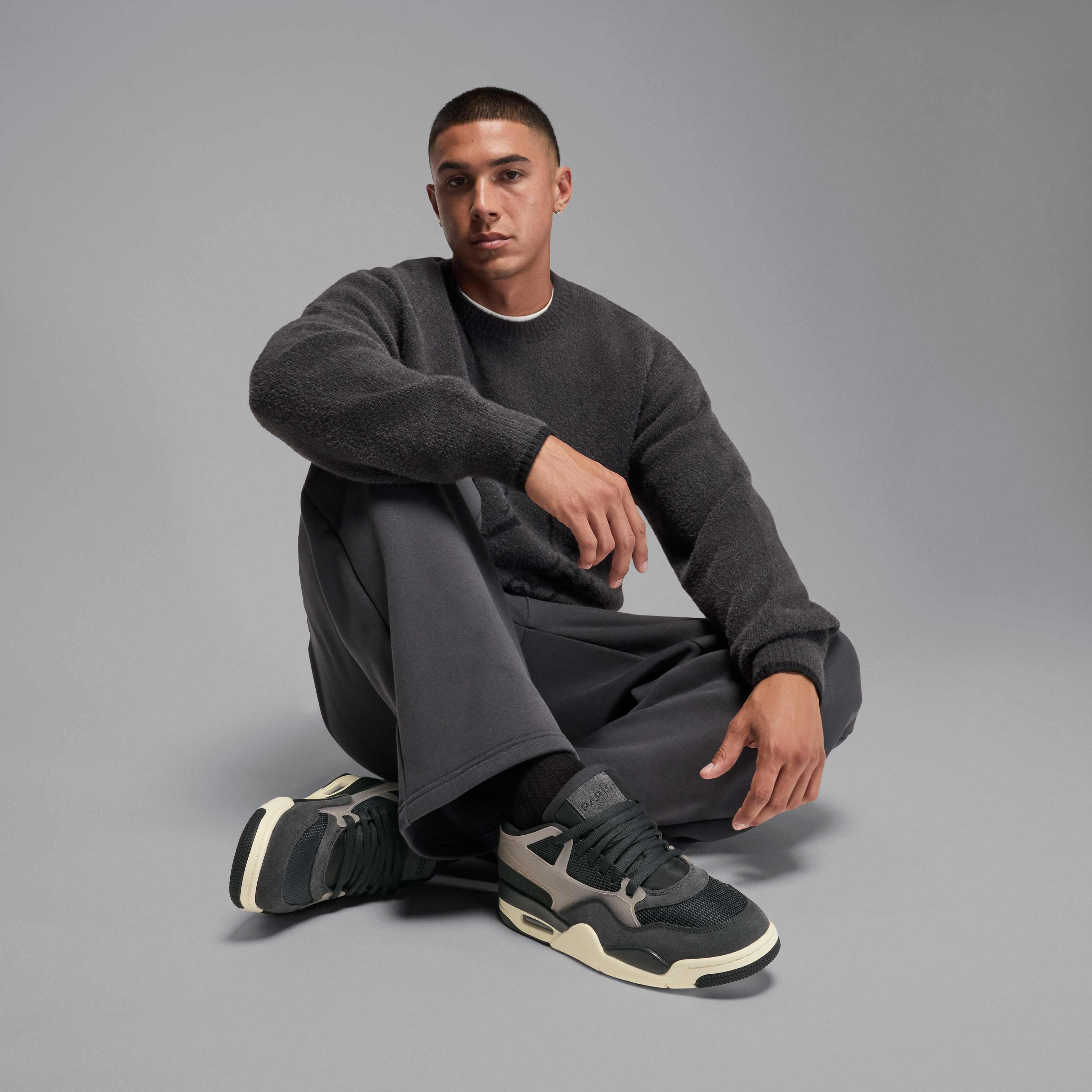 Paris Saint-Germain x Air Jordan 4 RM image number 11