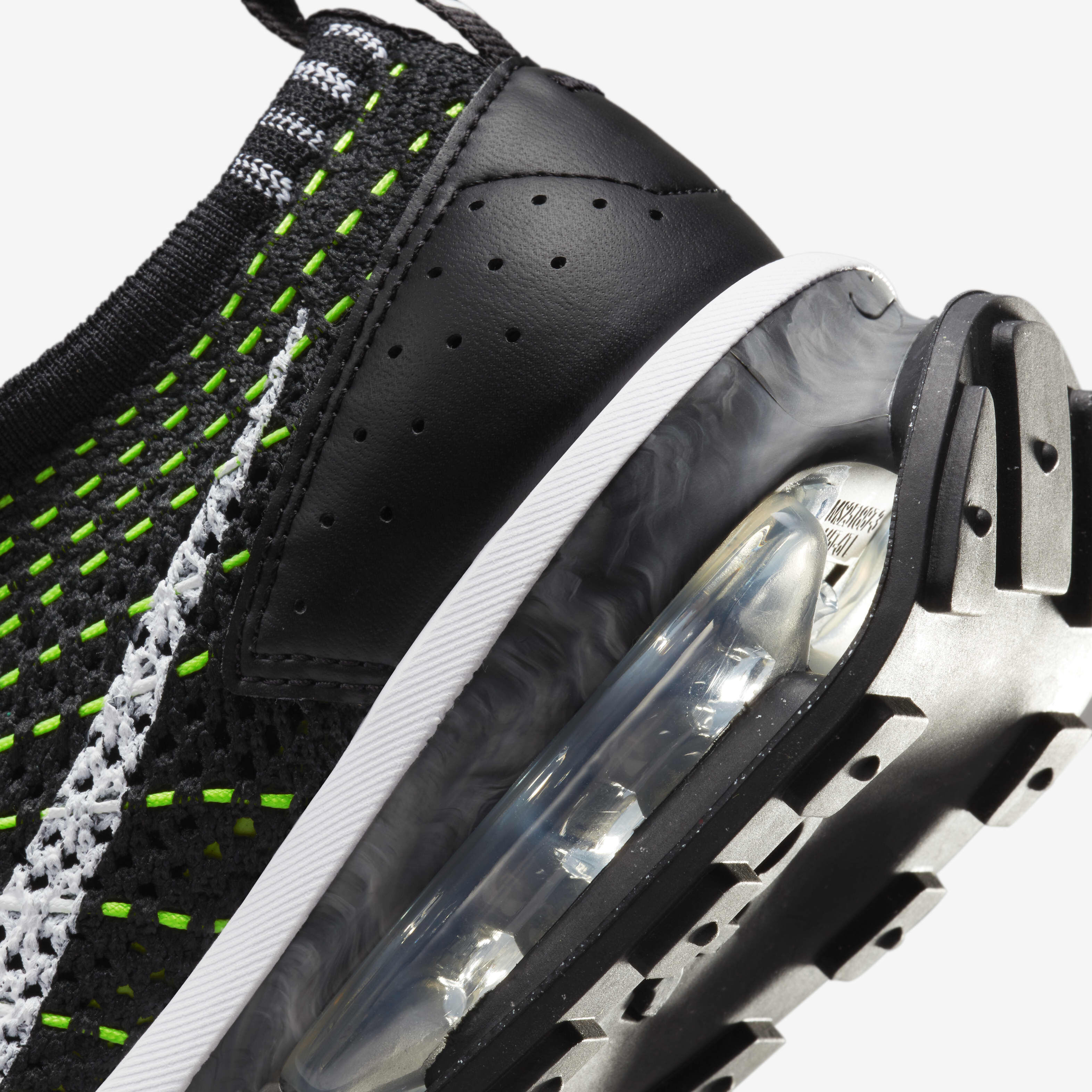 Nike Air Max Flyknit Racer image number 7