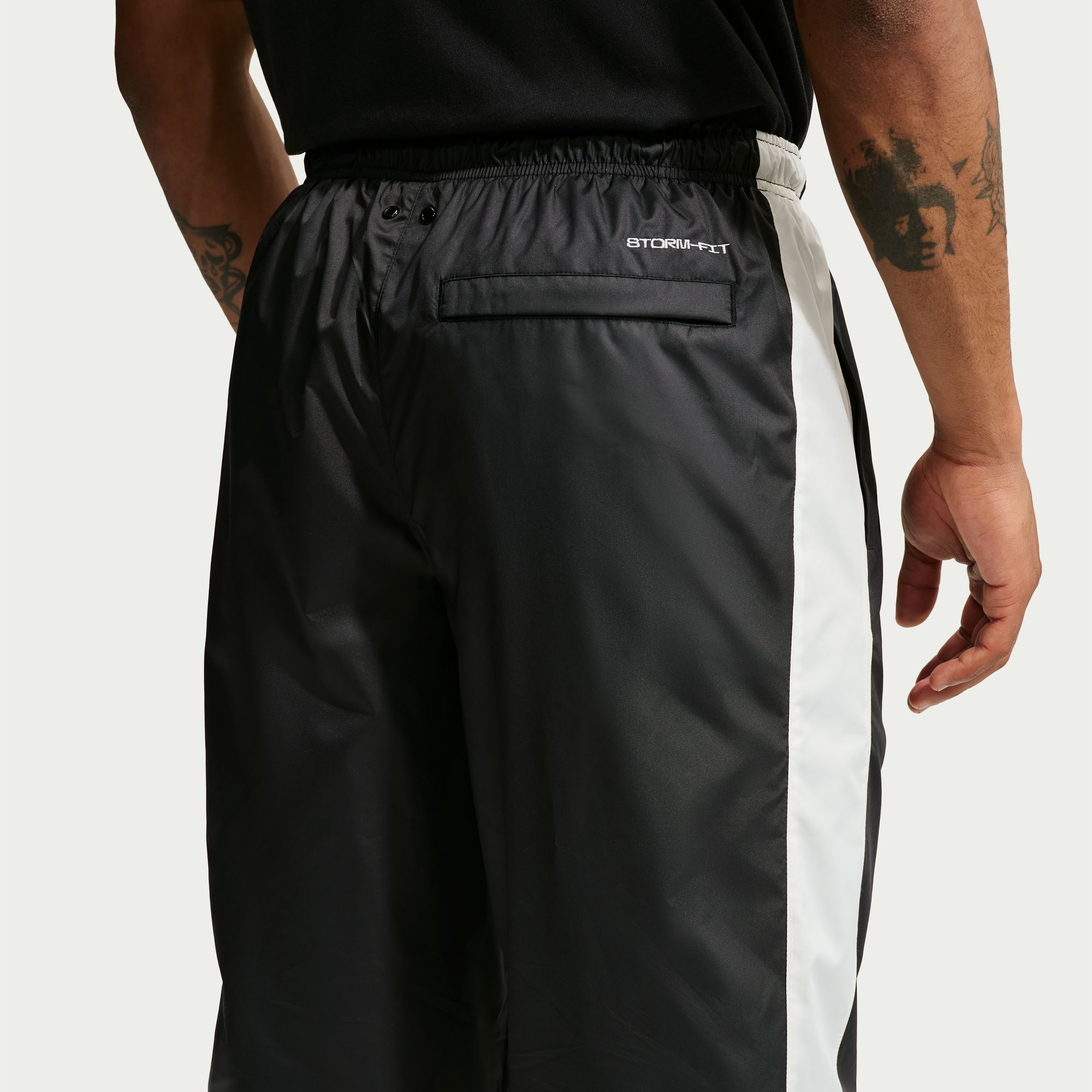 Nike Windrunner image number 3