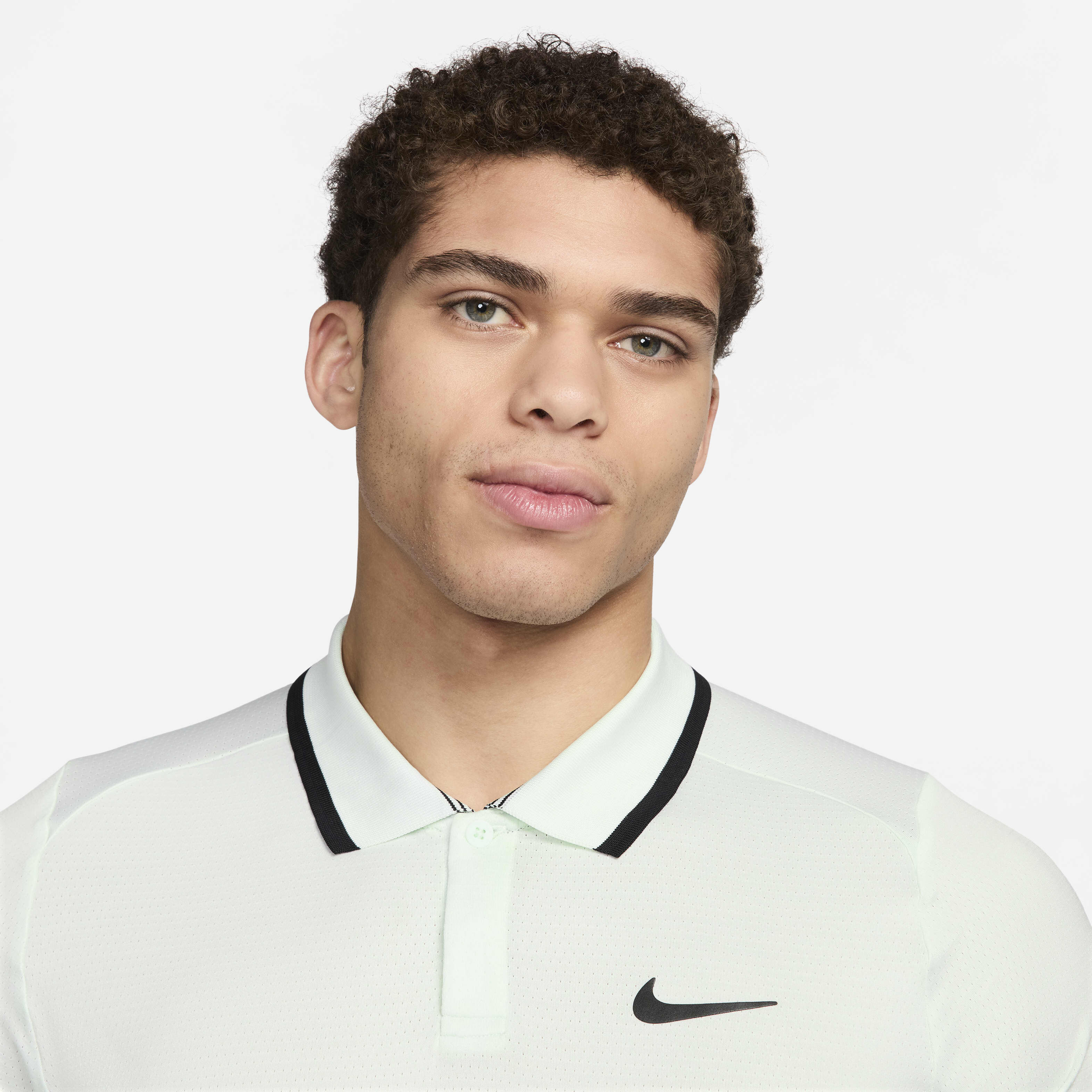 NikeCourt Advantage image number 1