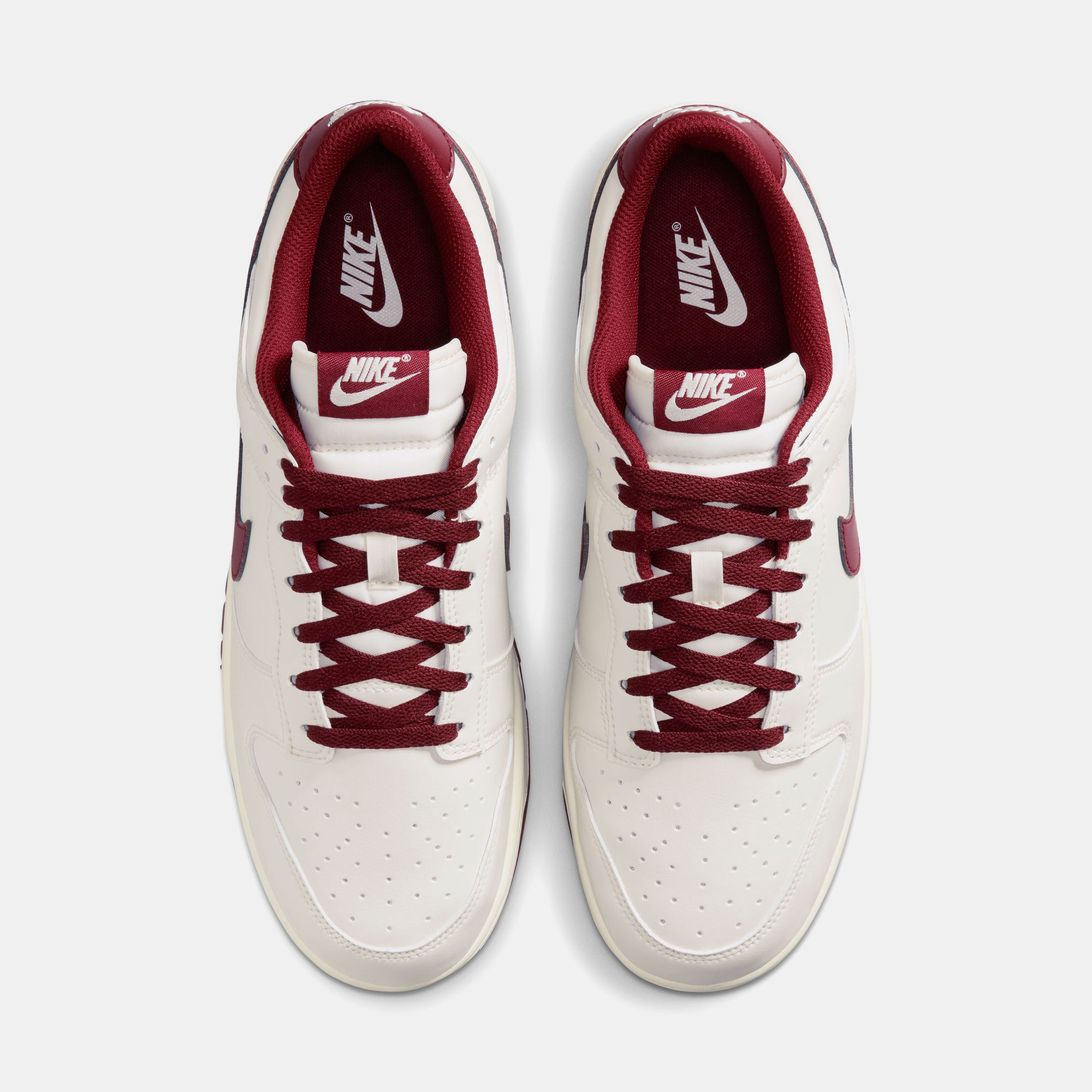 Nike Dunk Low Retro image number 3