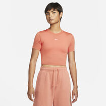 Nike Sportswear Essential
