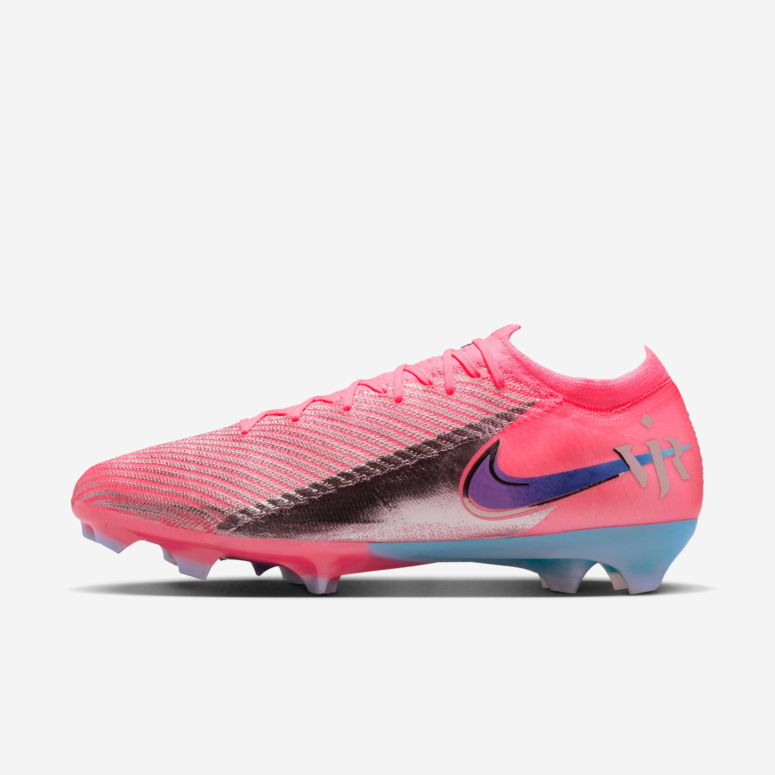 nike latest football shoes