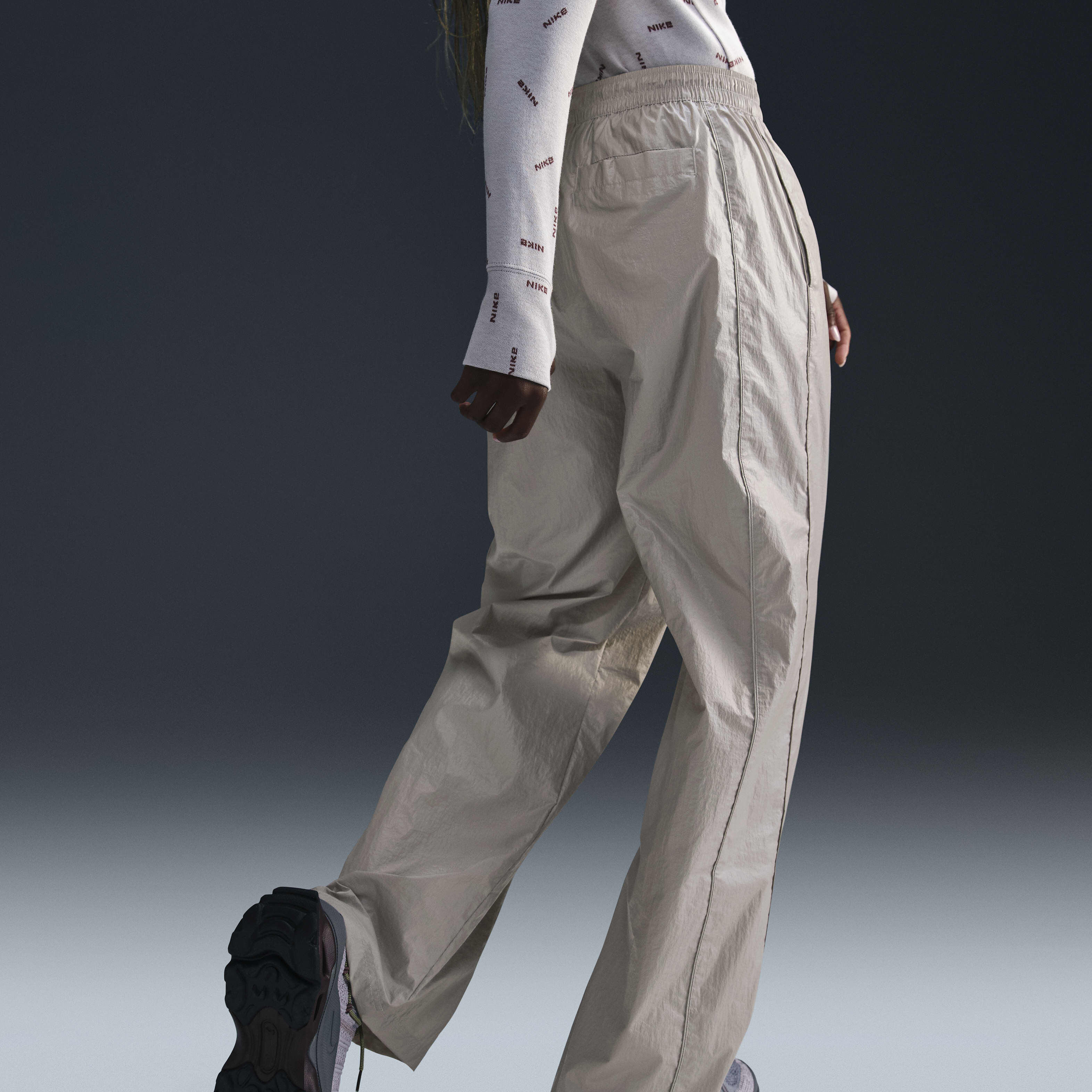 Nike women's windrunner pants store