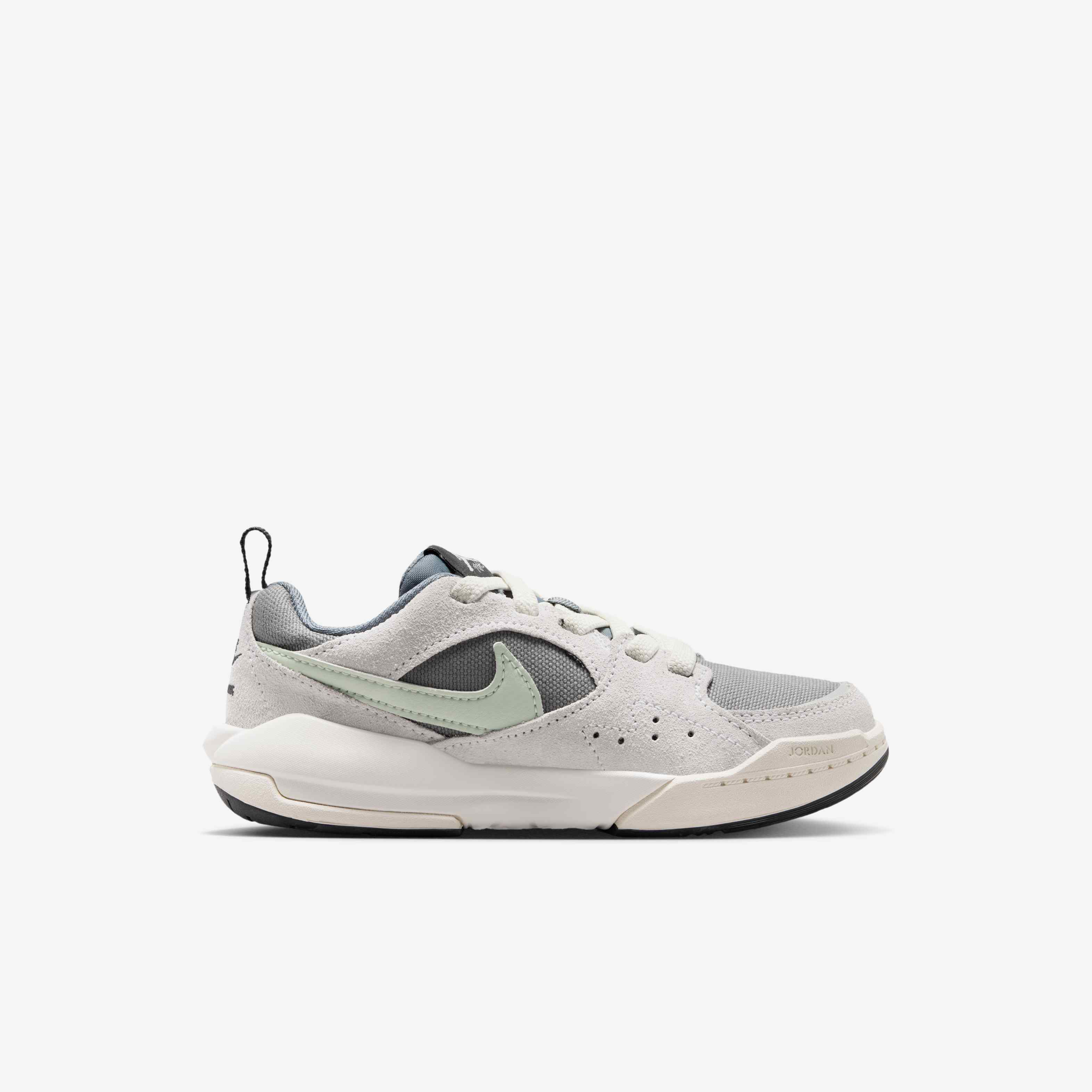 Jordan CMFT Era image number 2