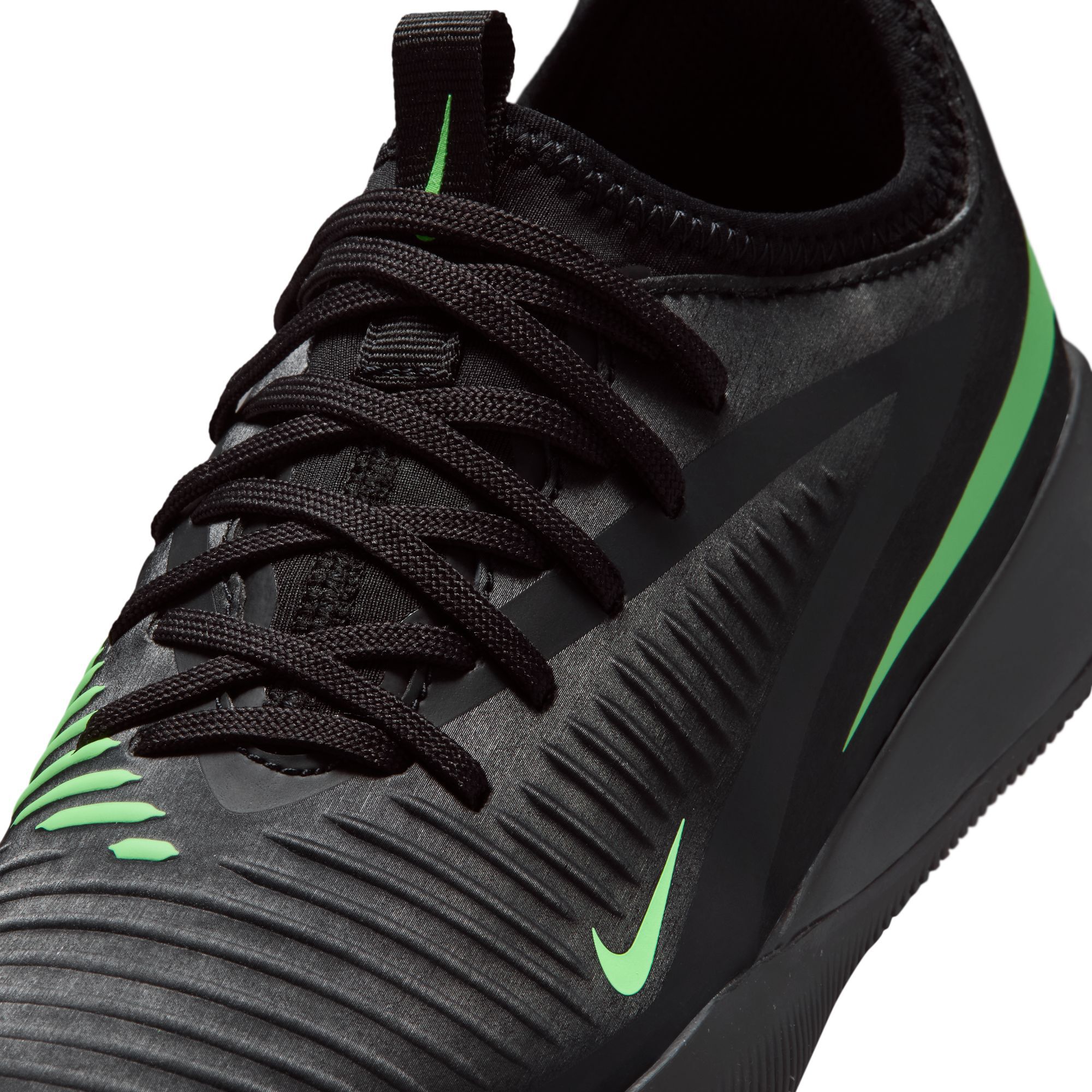 Nike Jr. Phantom 6 Low Academy image number 5