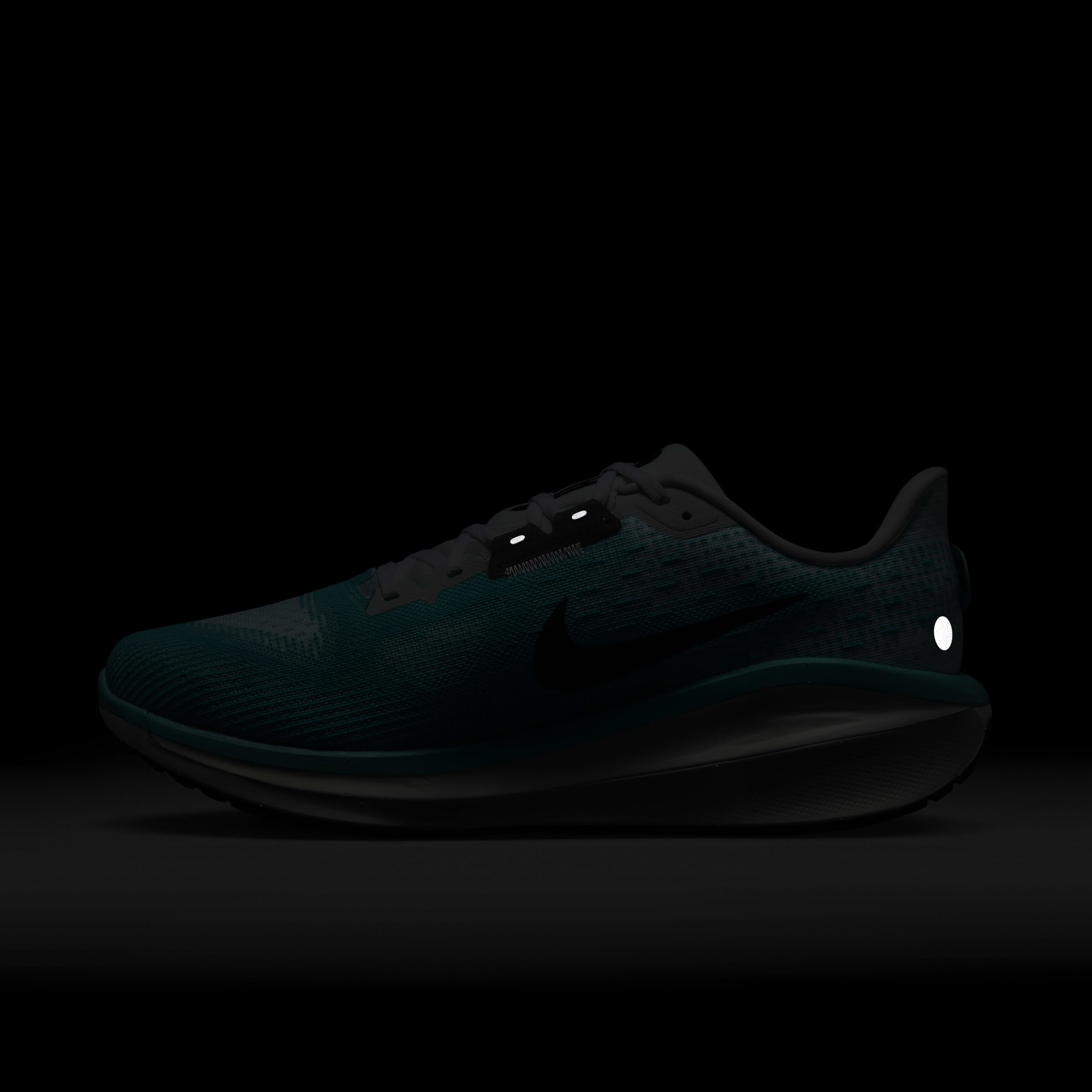 نايكي فوميرو 17 image number 11