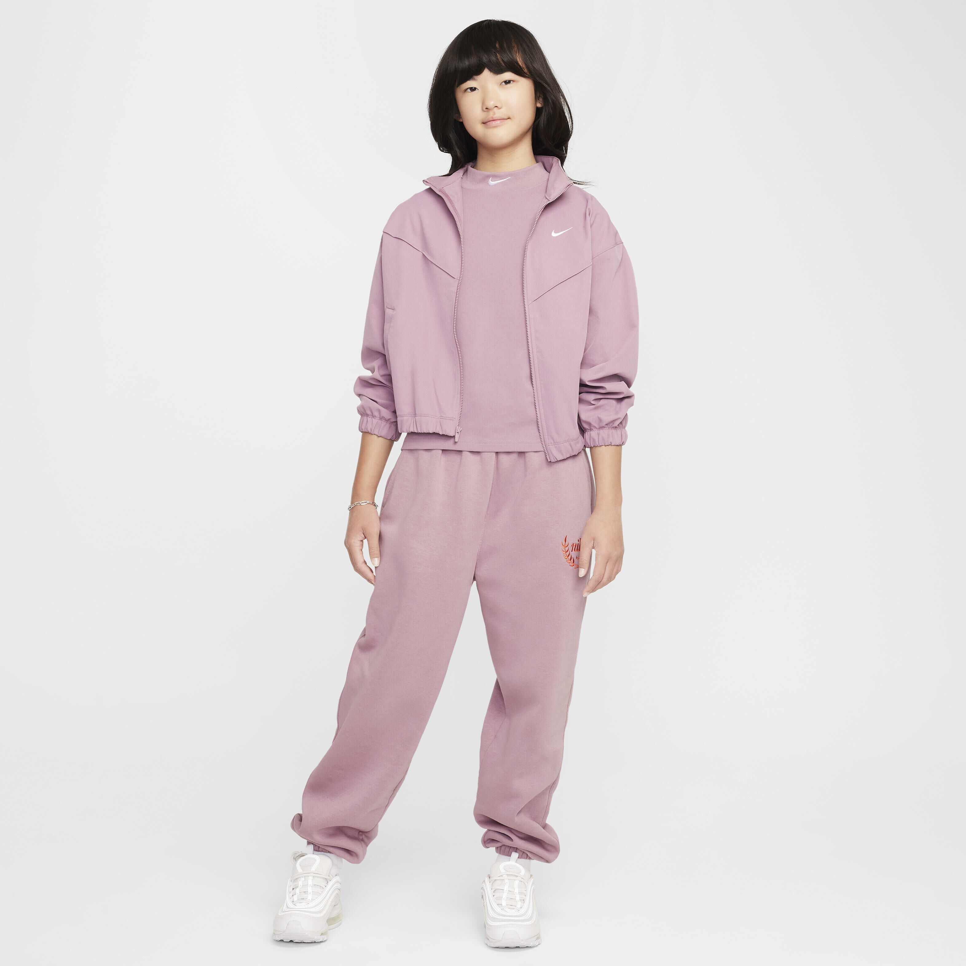 نايكي سبورتسوير image number 3