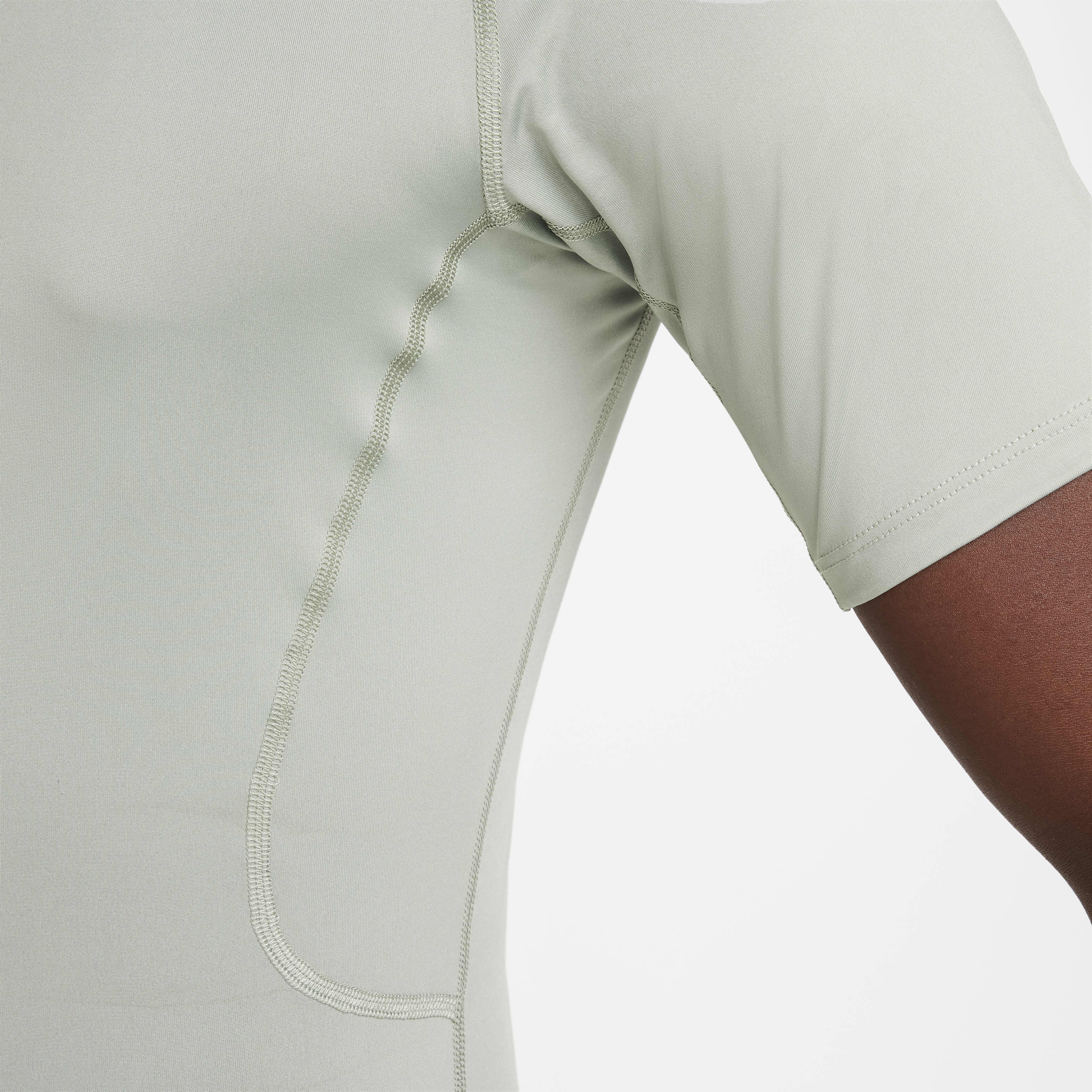 Nike Pro image number 3