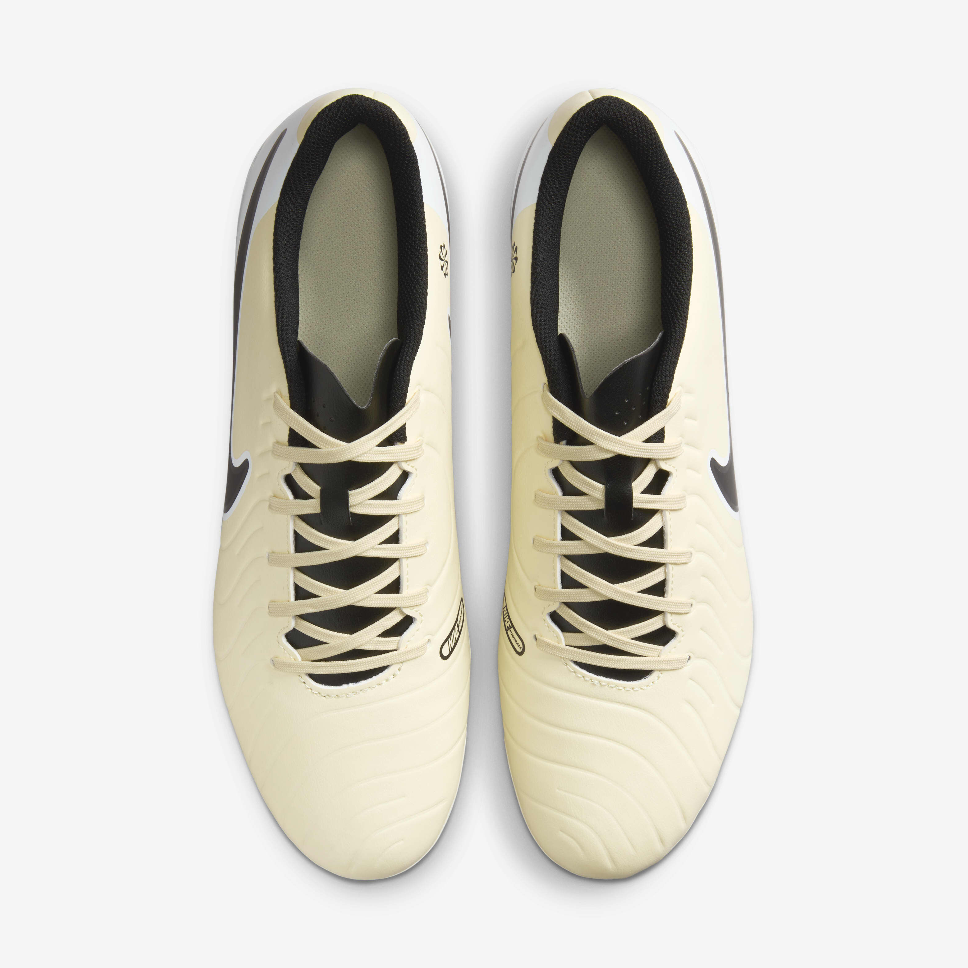 Nike Tiempo Legend 10 Club image number 3