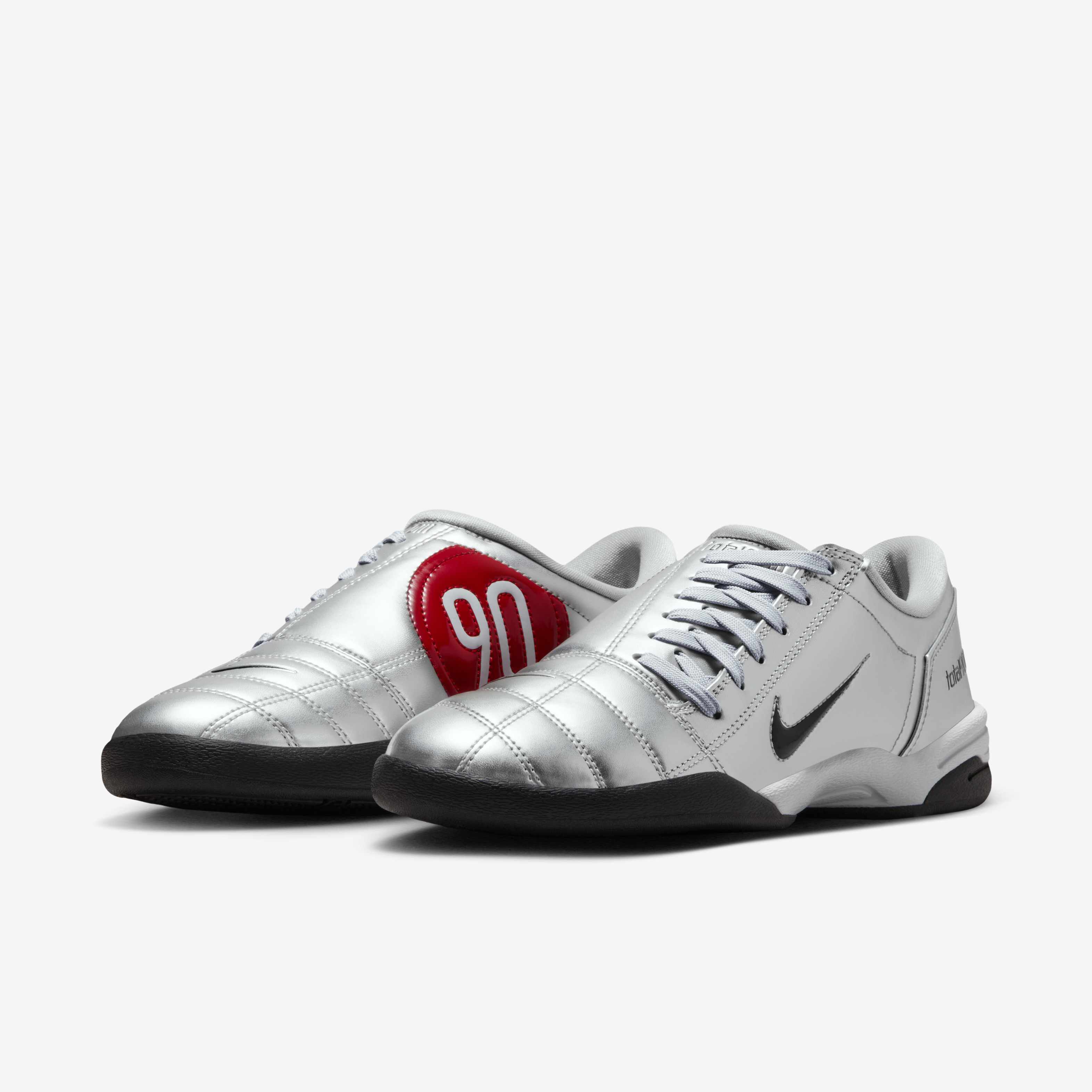 Nike Total90 image number 4