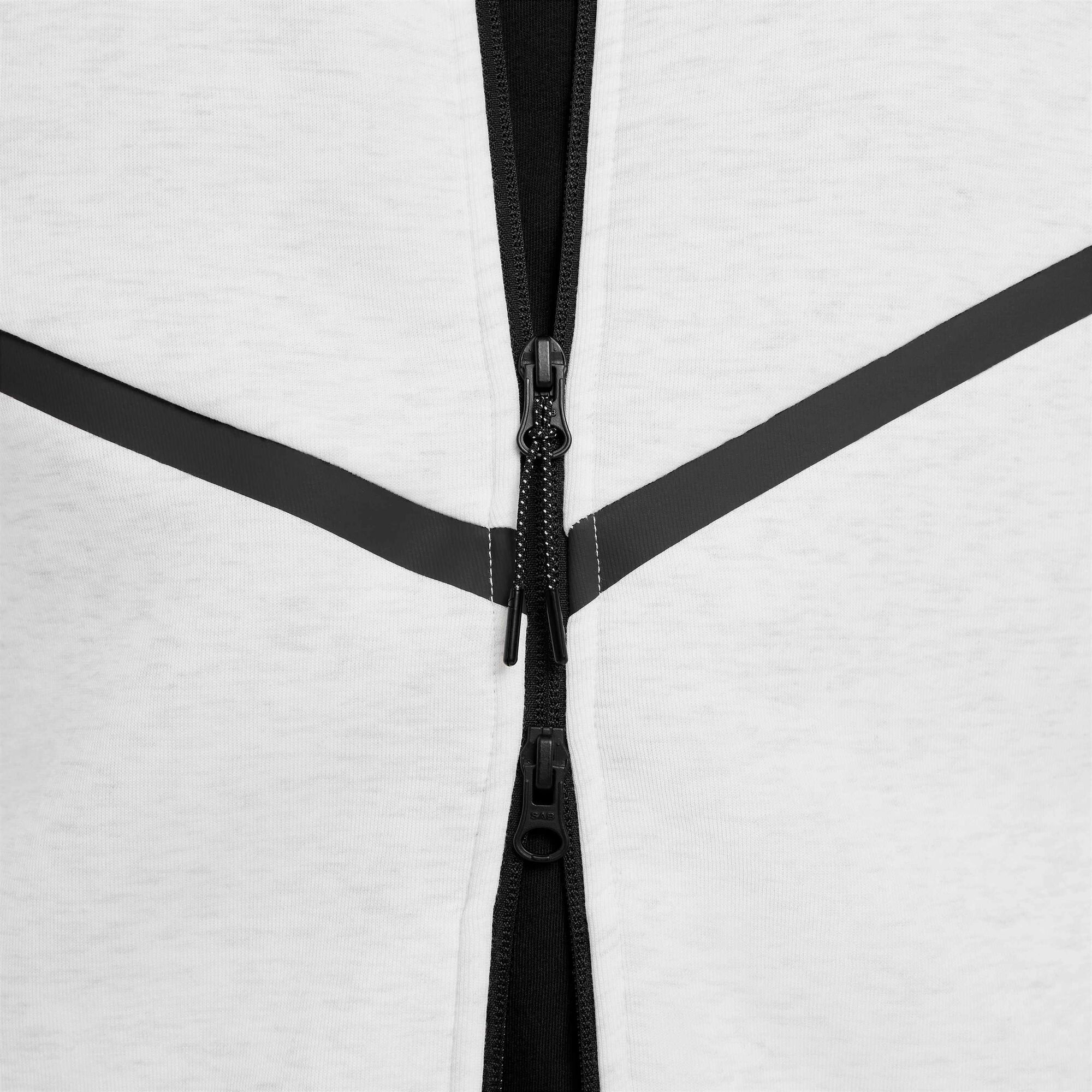 Zoom image