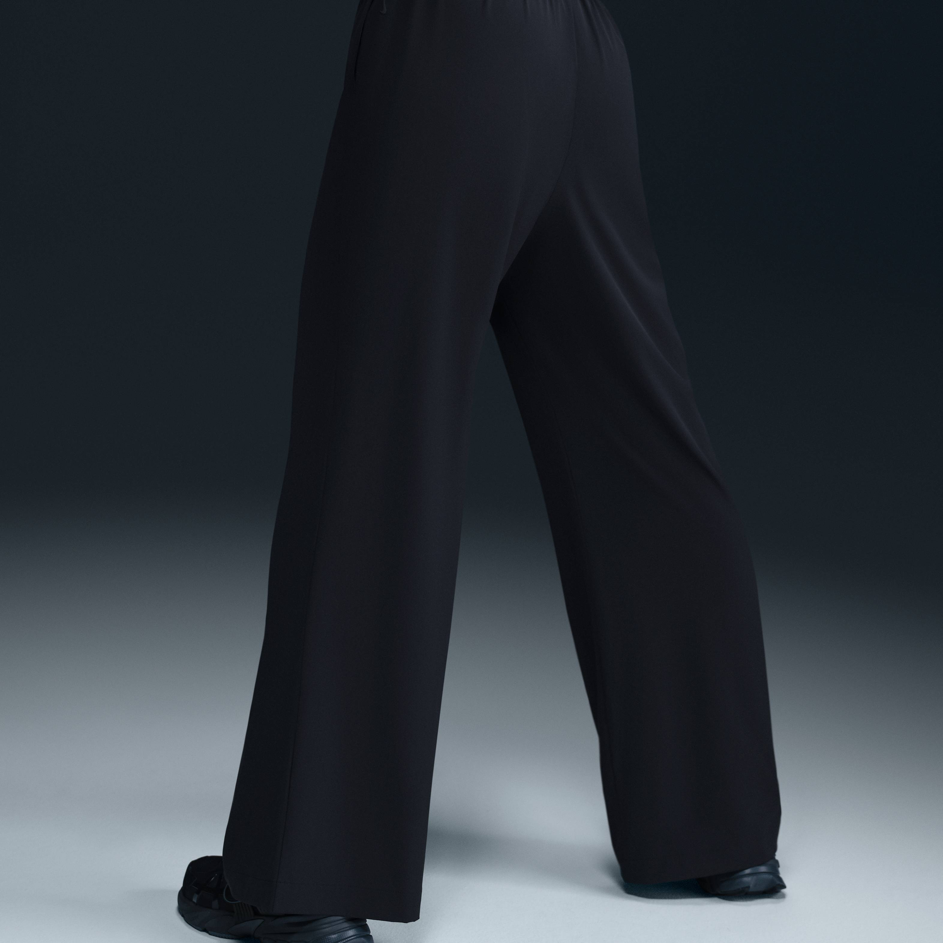 Nike 24.7 PerfectStretch image number 2