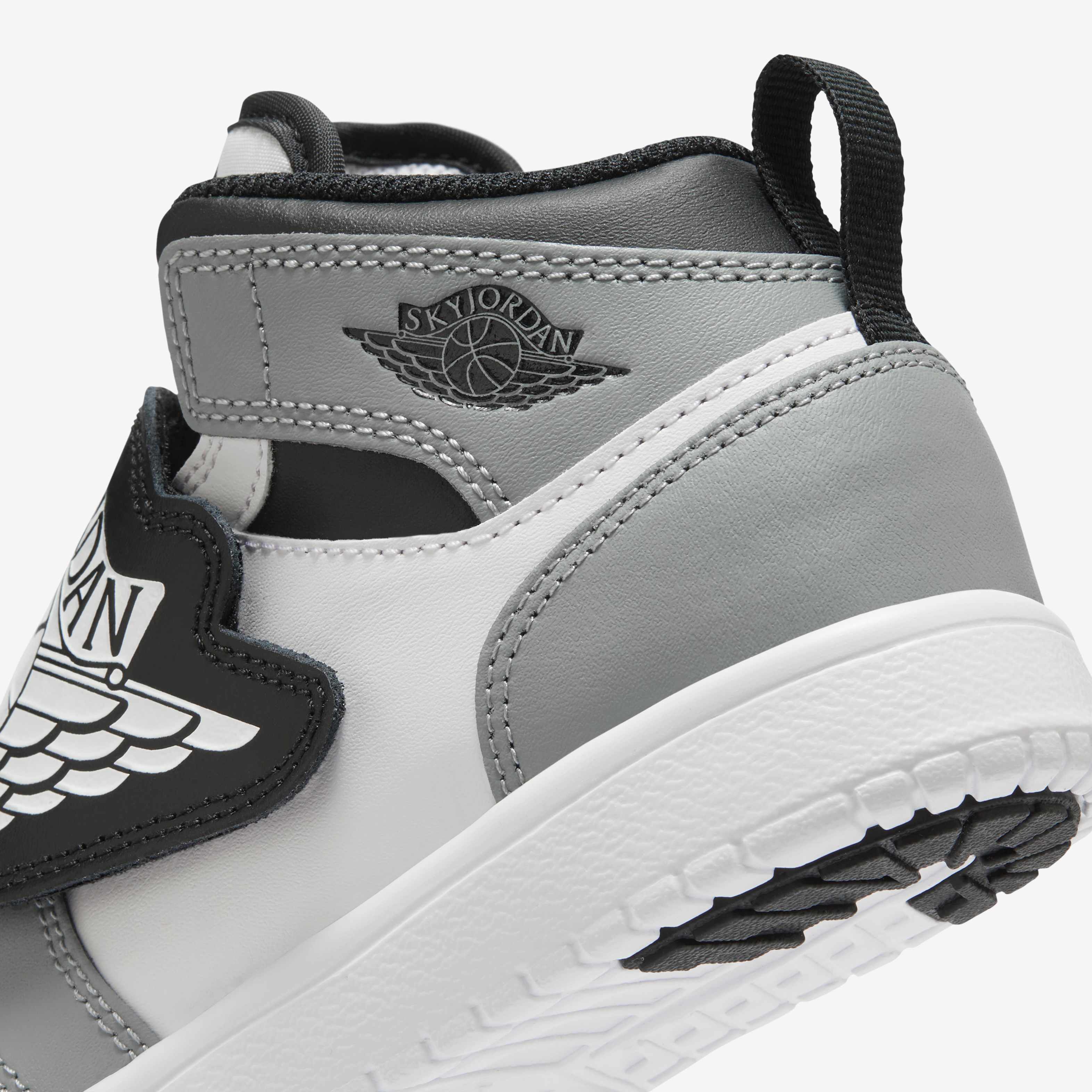 سكاي جوردن 1 image number 7