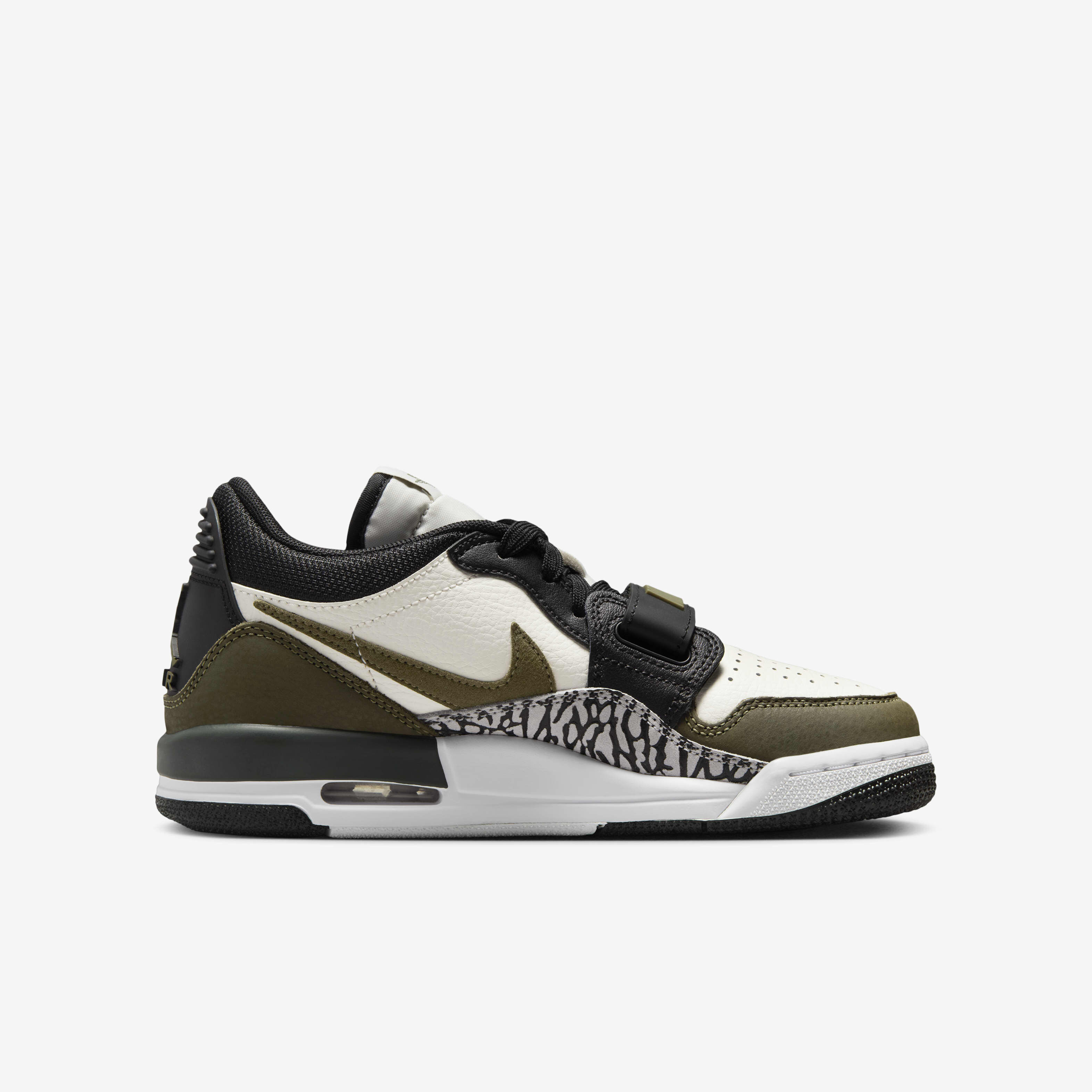 Buy Air Jordan Legacy 312 Low Older Kids Shoe Nike Saudi Official