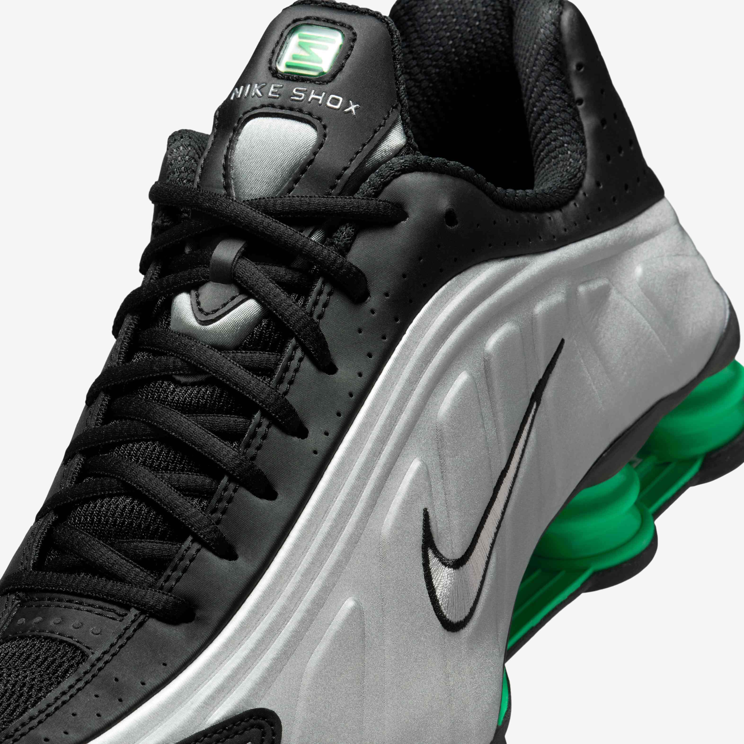 Nike Shox R4 image number 6
