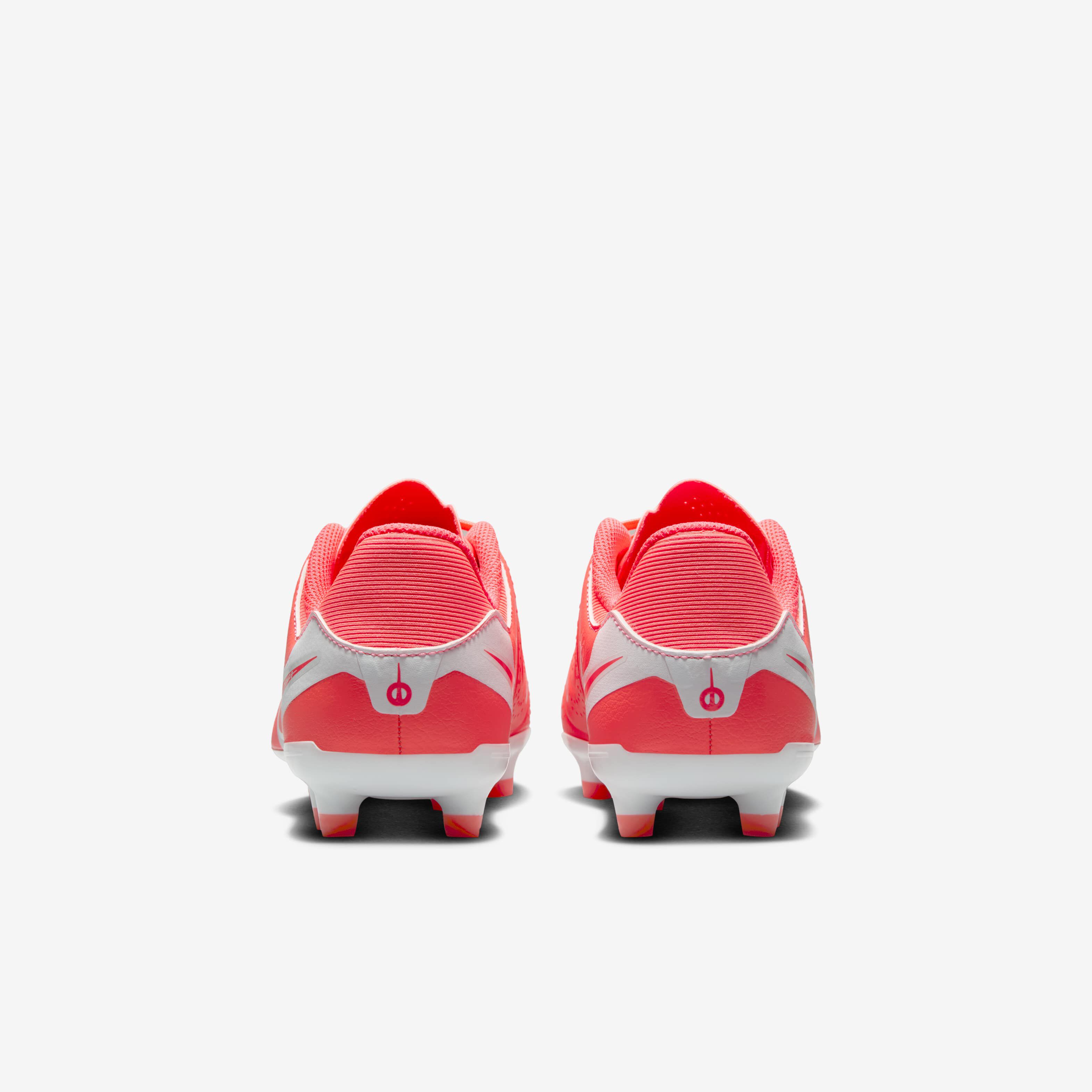 Nike Jr. Tiempo Legend 10 Academy image number 5